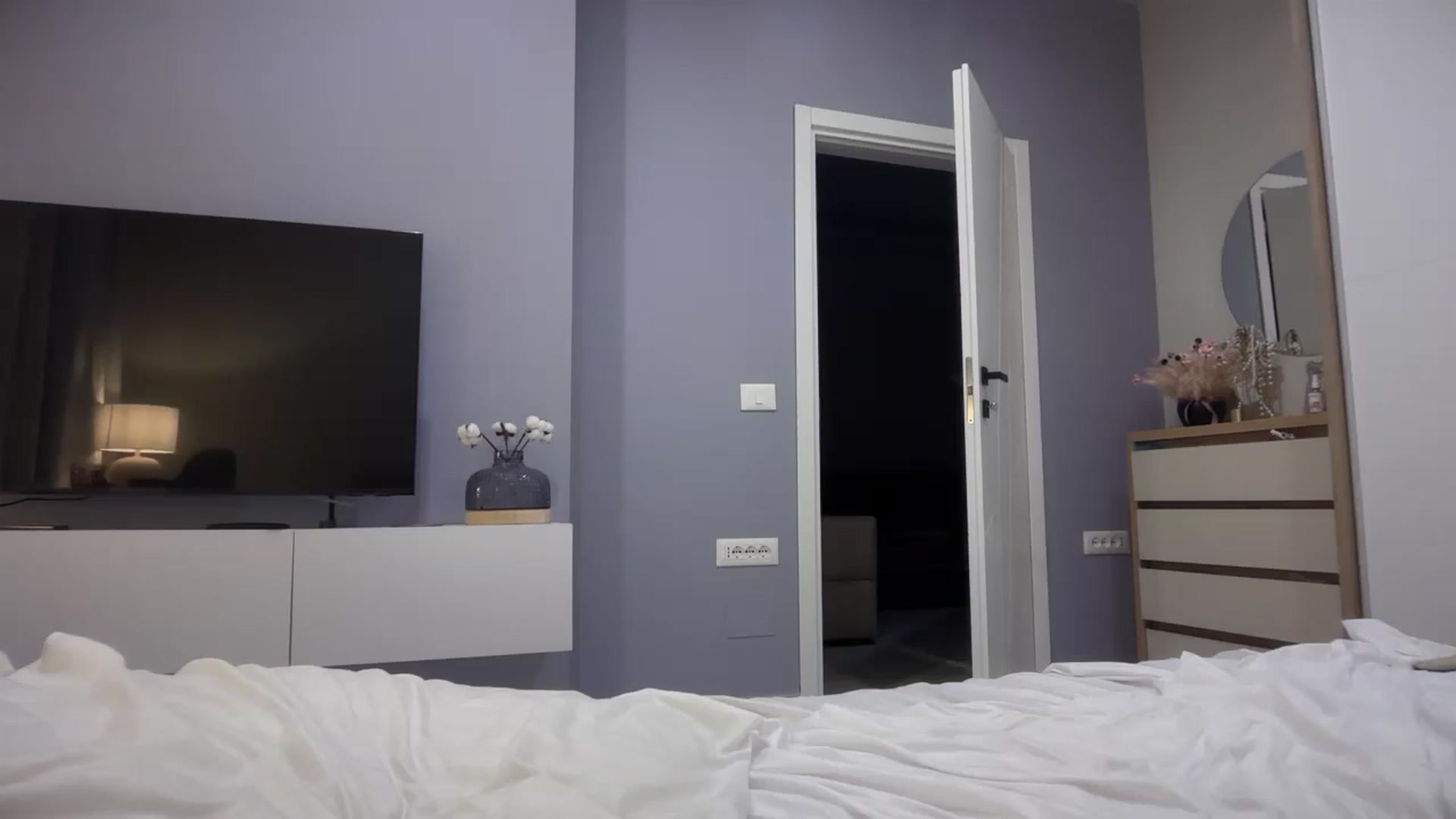 Gallery image thumbnail from SkySunFlower's myfreecams stream on, 07/14/2025, 19:51 image 6 of 20