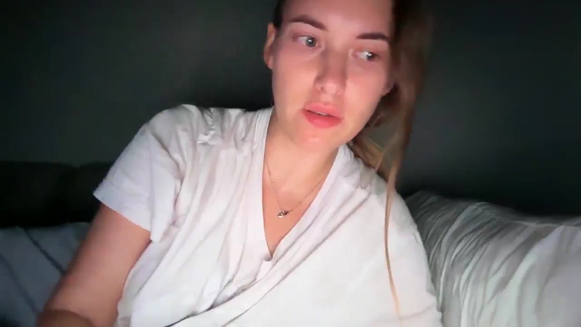 Gallery image thumbnail from SkySunFlower's myfreecams stream on, 07/16/2025, 07:11 image 5 of 20