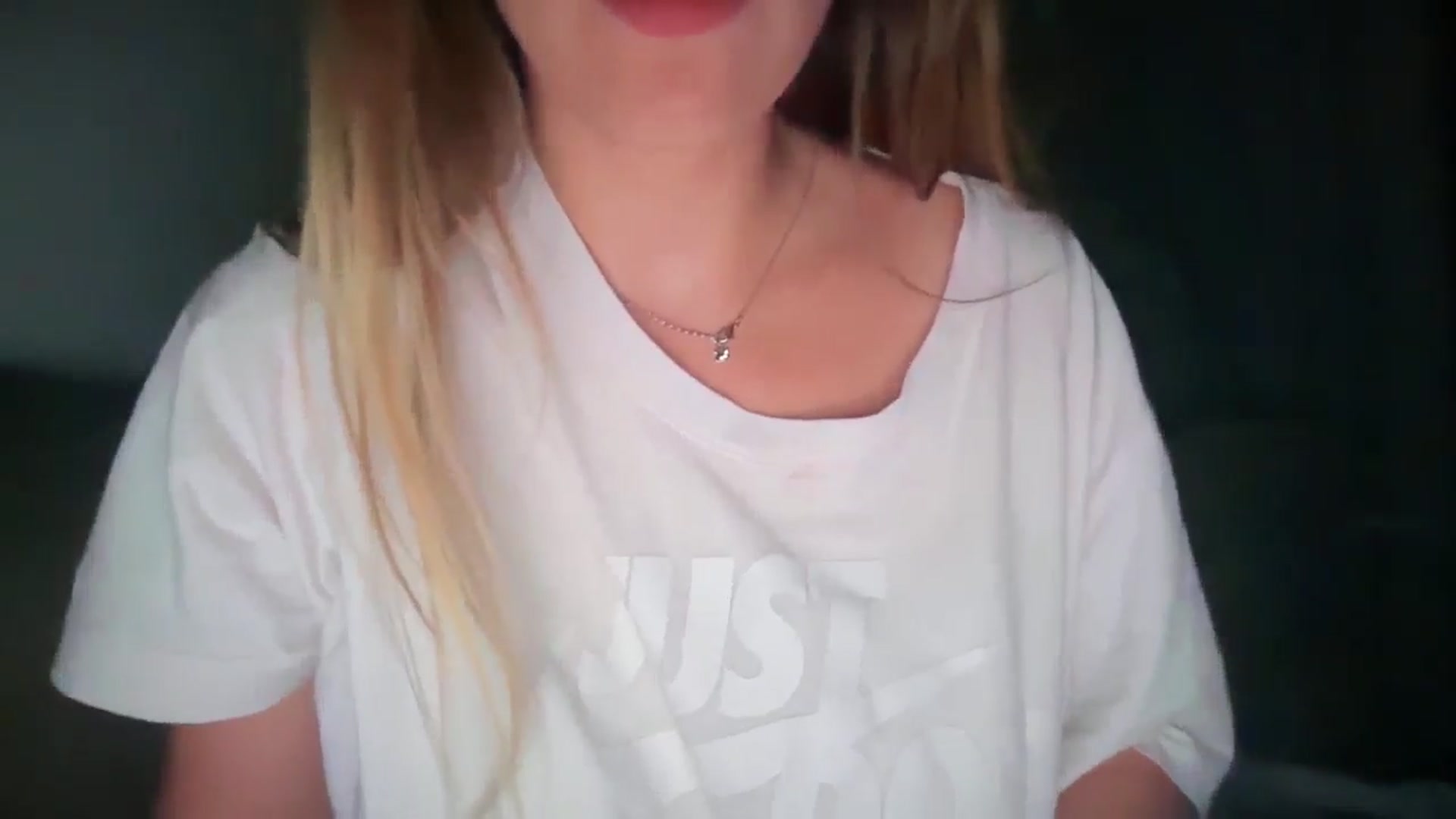 Gallery image thumbnail from SkySunFlower's myfreecams stream on, 07/16/2025, 08:11 image 10 of 20