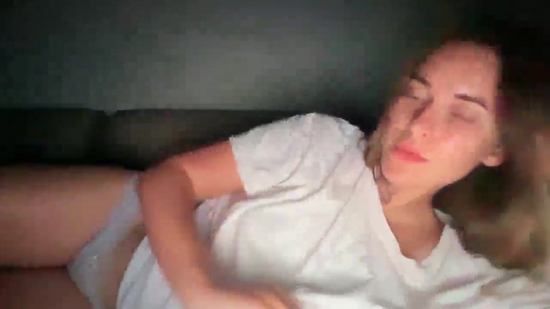 Gallery image thumbnail from SkySunFlower's myfreecams stream on, 07/16/2025, 08:34 image 2 of 20