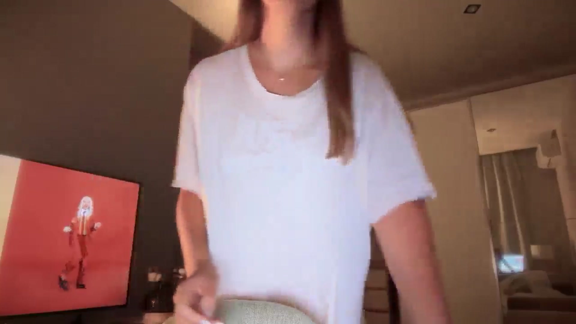 Gallery image thumbnail from SkySunFlower's myfreecams stream on, 07/18/2025, 18:23 image 9 of 20