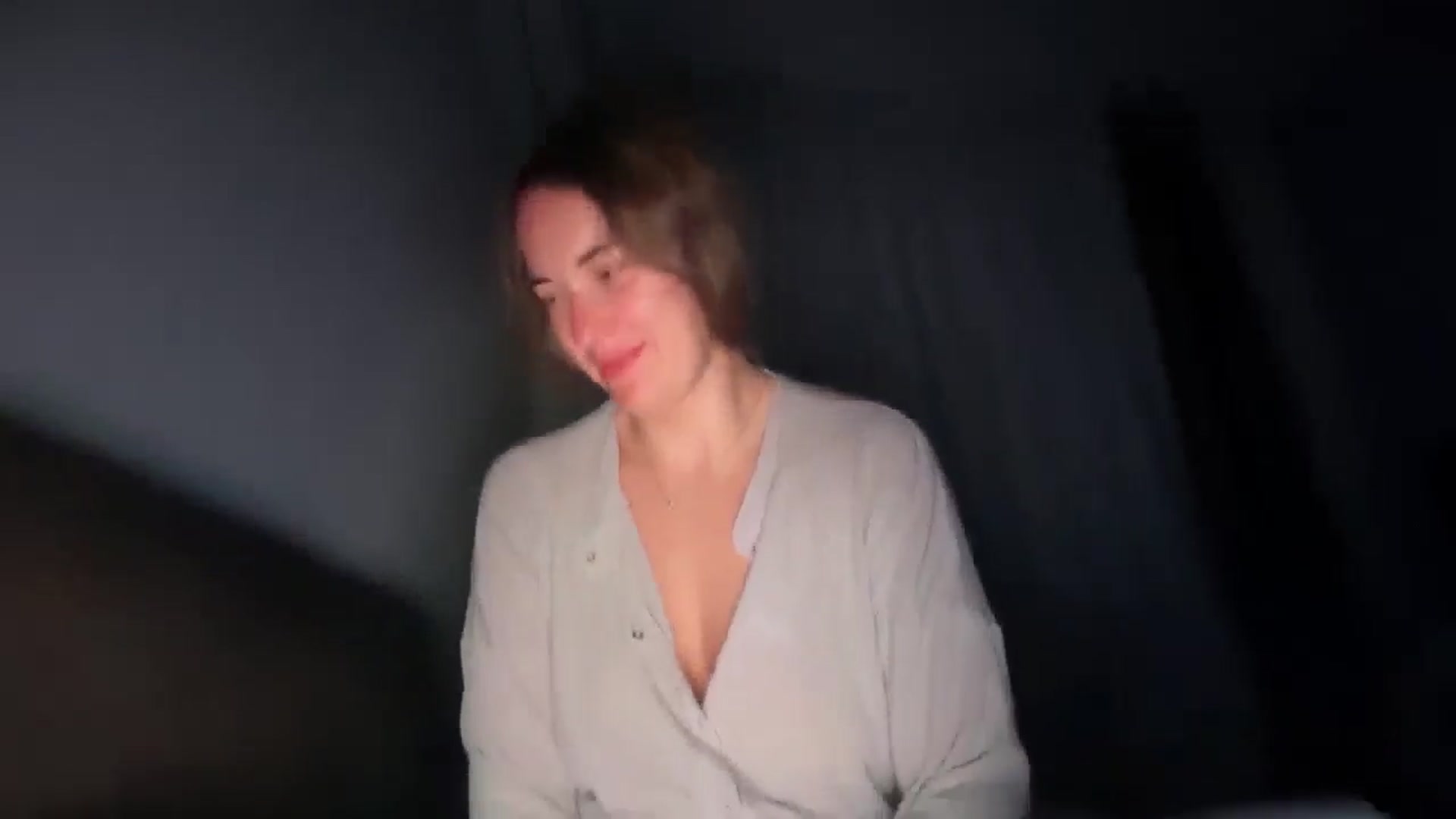 Gallery image thumbnail from SkySunFlower's myfreecams stream on, 07/18/2025, 23:22 image 16 of 20