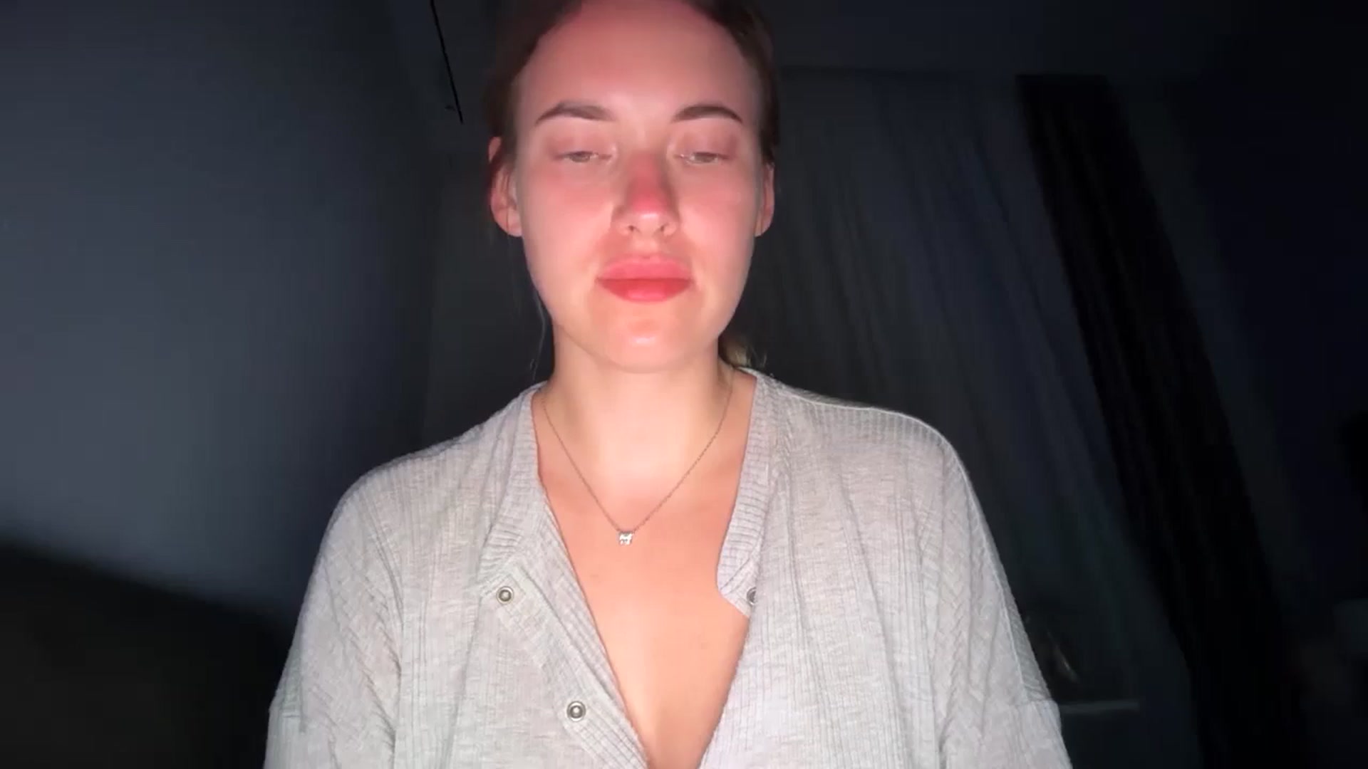 Gallery image thumbnail from SkySunFlower's myfreecams stream on, 07/18/2025, 23:22 image 20 of 20