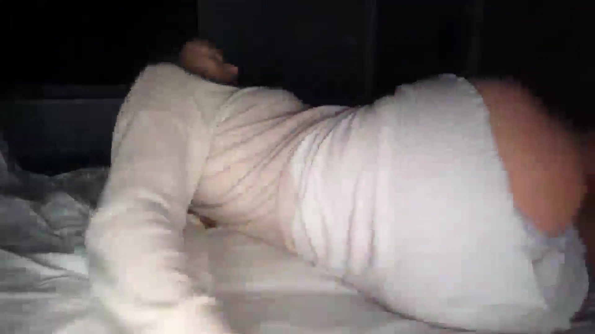 Gallery image thumbnail from SkySunFlower's myfreecams stream on, 07/19/2025, 04:06 image 8 of 20