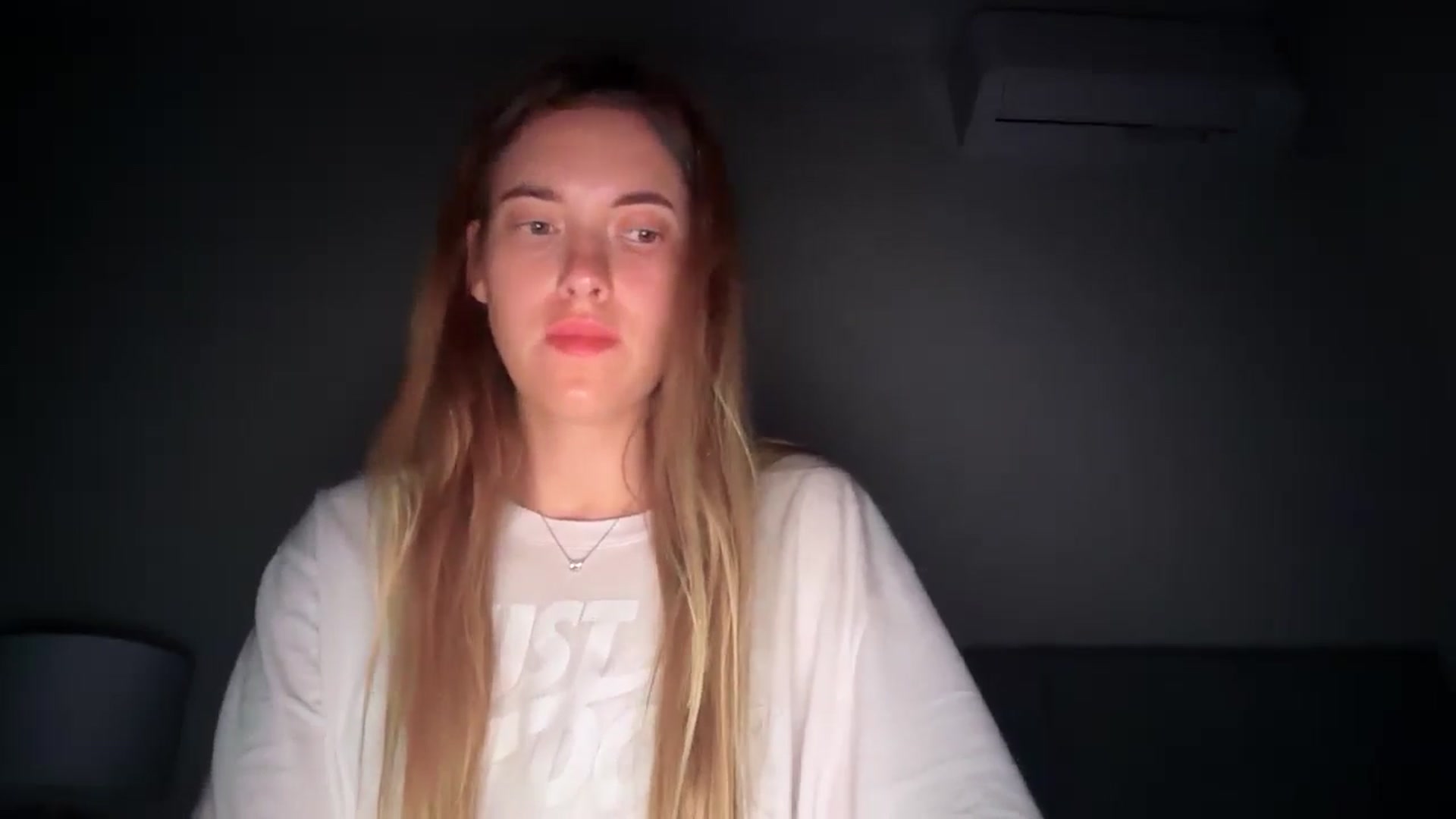 Gallery image thumbnail from SkySunFlower's myfreecams stream on, 07/22/2025, 23:01 image 4 of 20