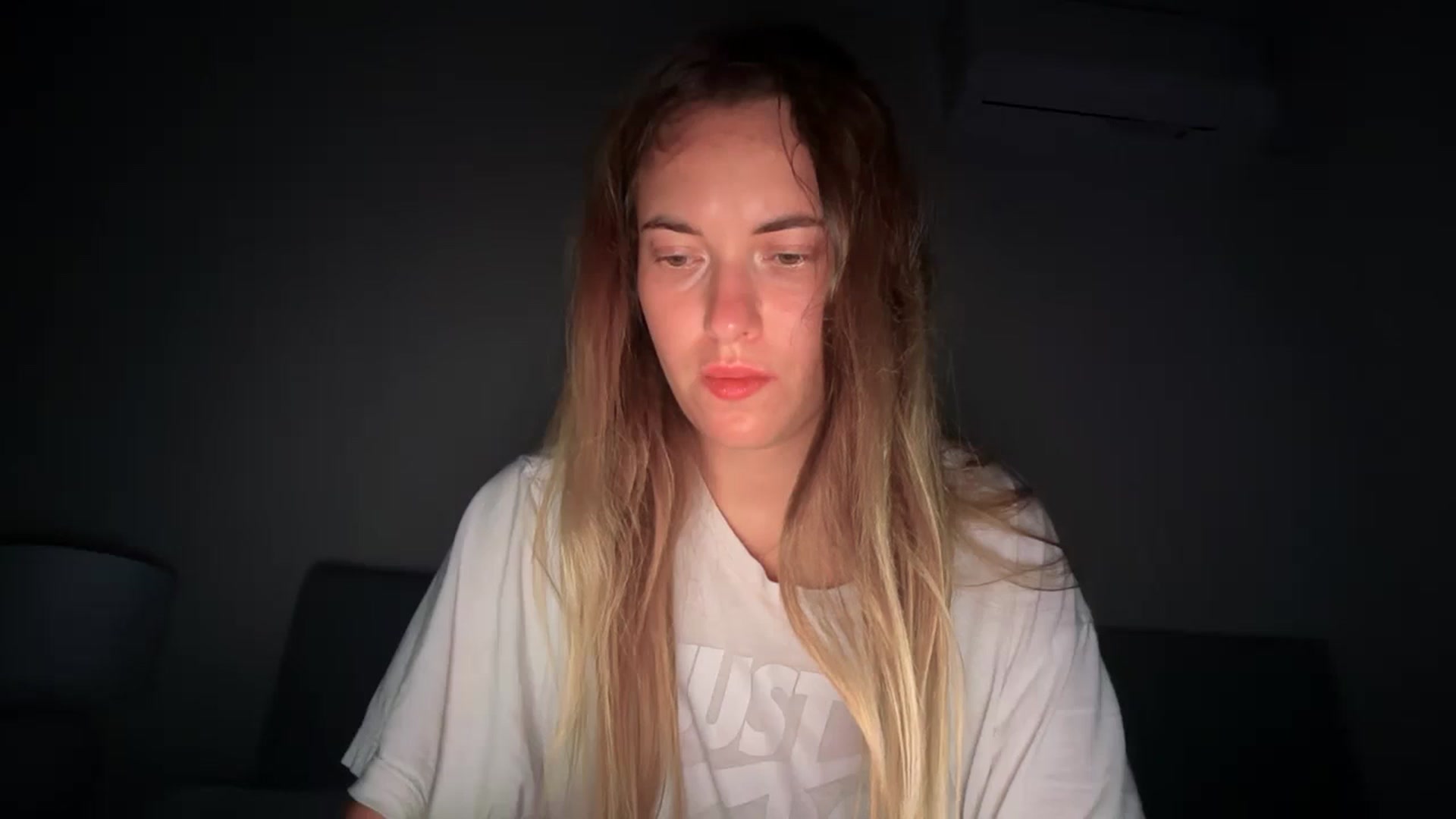 Gallery image thumbnail from SkySunFlower's myfreecams stream on, 07/22/2025, 23:01 image 20 of 20