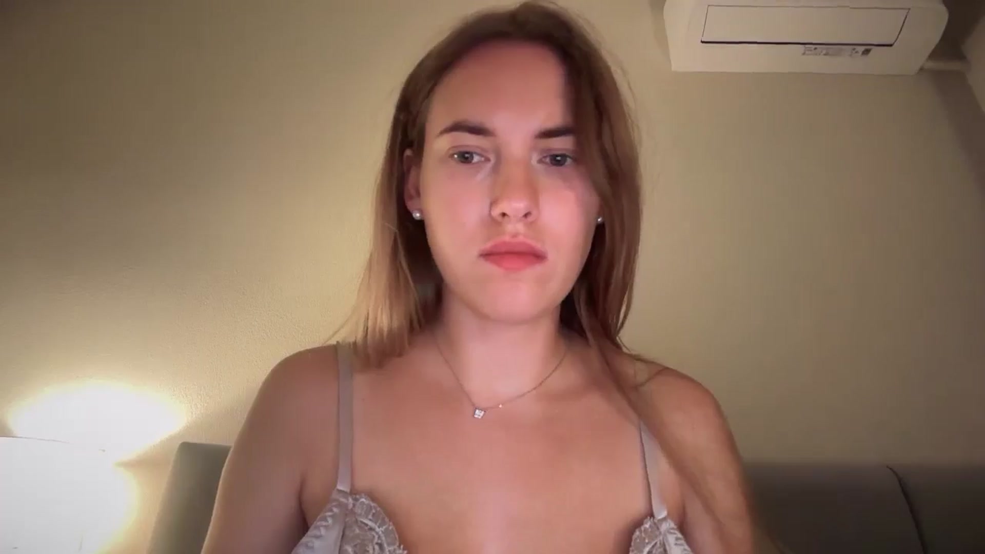 Gallery image thumbnail from SkySunFlower's myfreecams stream on, 07/23/2025, 19:28 image 4 of 20