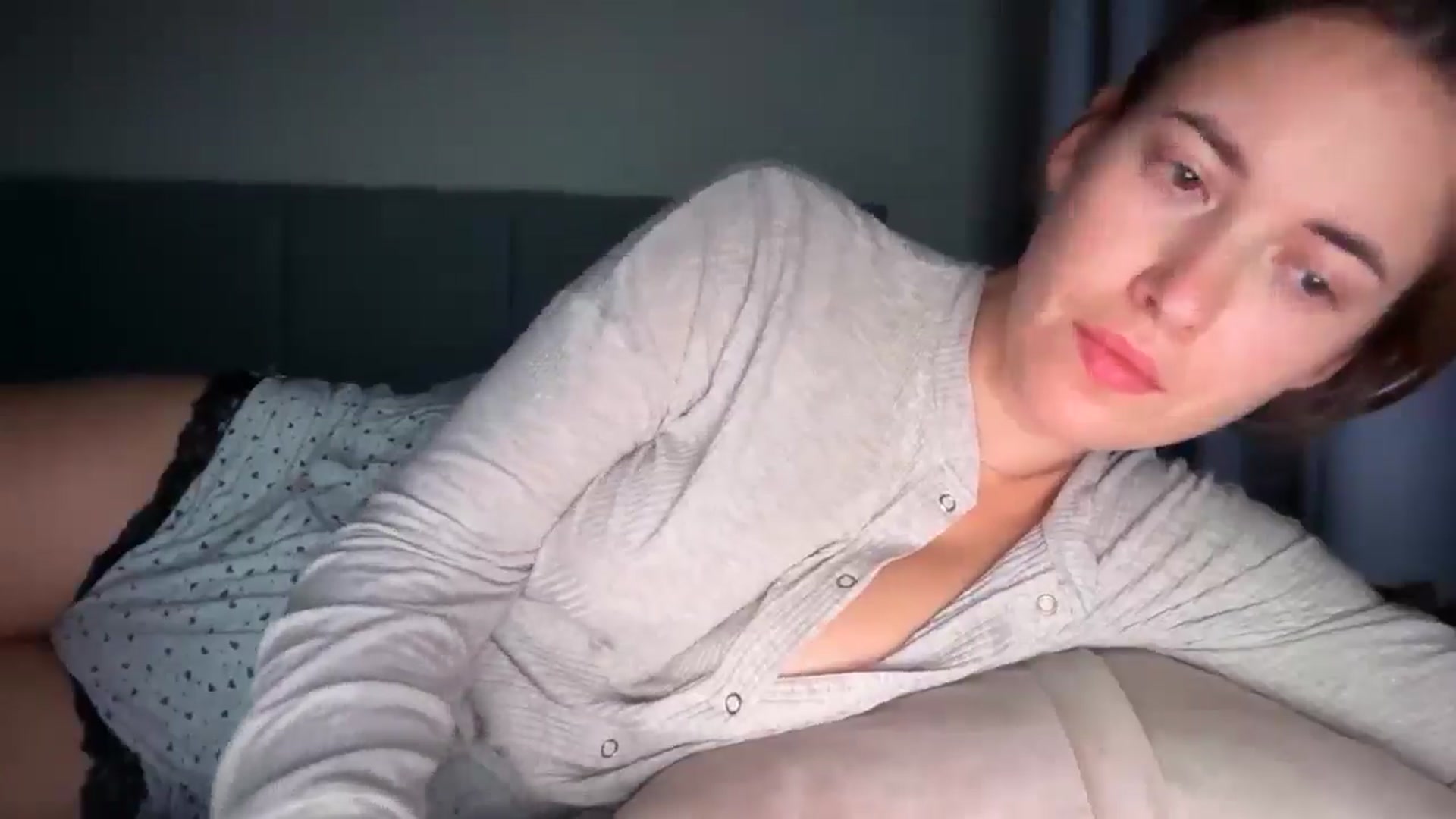 Gallery image thumbnail from SkySunFlower's myfreecams stream on, 07/23/2025, 23:50 image 20 of 20