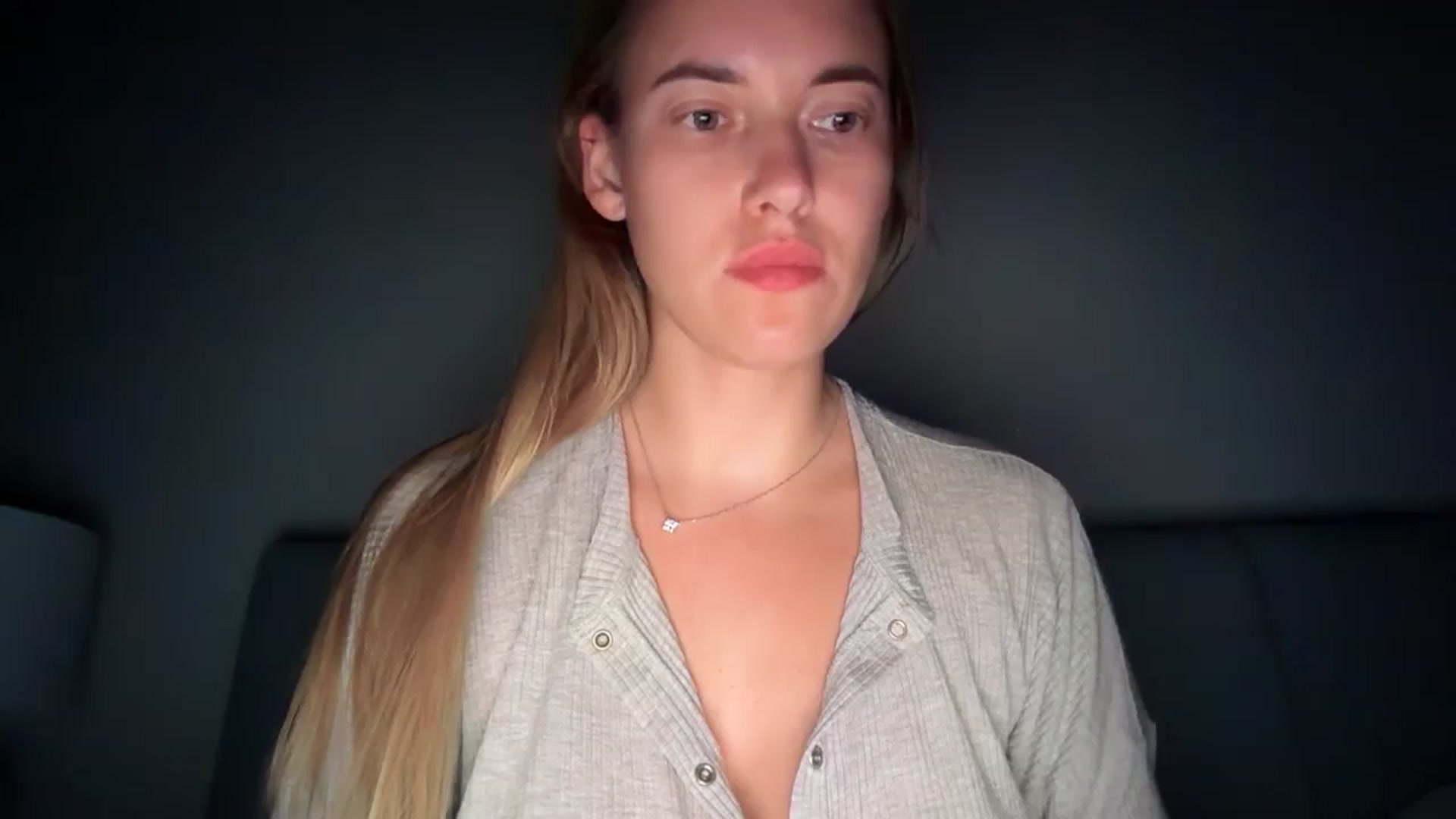 Gallery image thumbnail from SkySunFlower's myfreecams stream on, 07/23/2025, 23:50 image 1 of 20