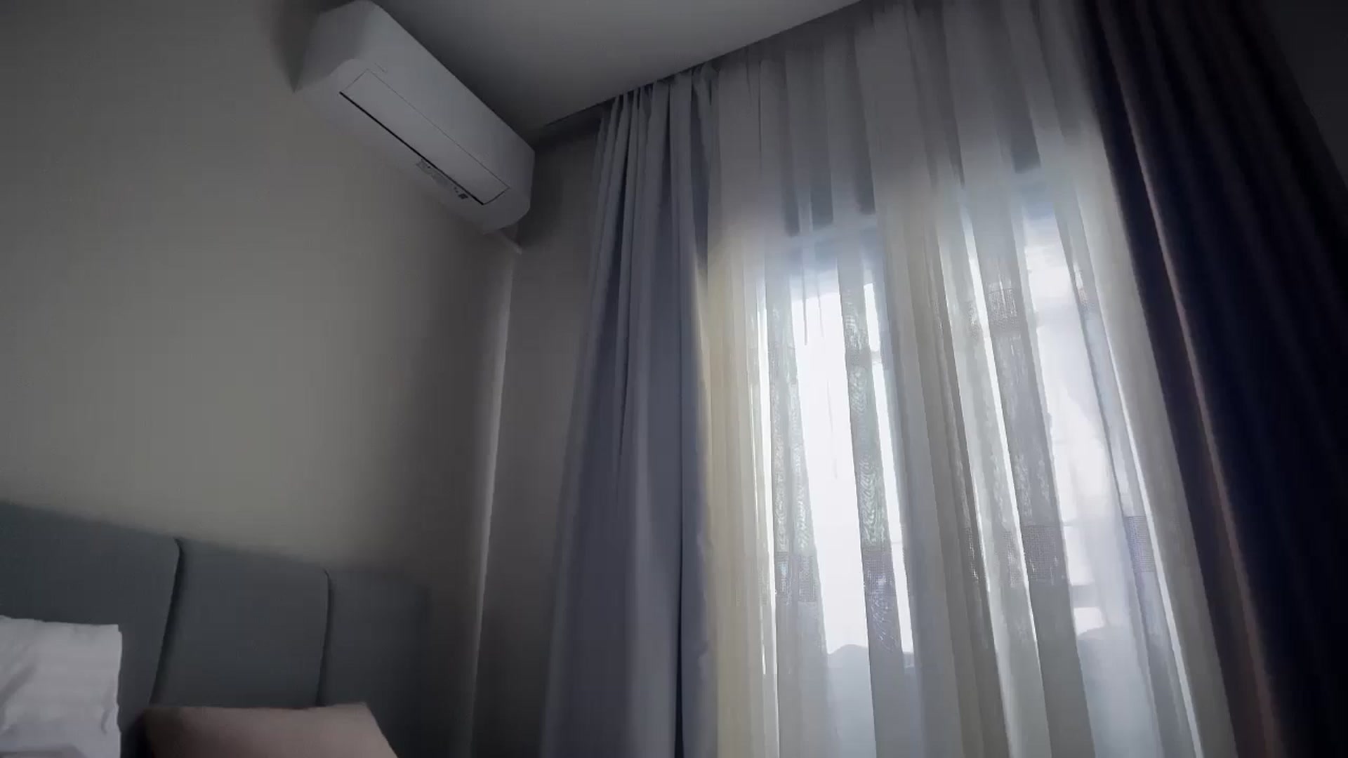 Gallery image thumbnail from SkySunFlower's myfreecams stream on, 07/24/2025, 13:01 image 9 of 20
