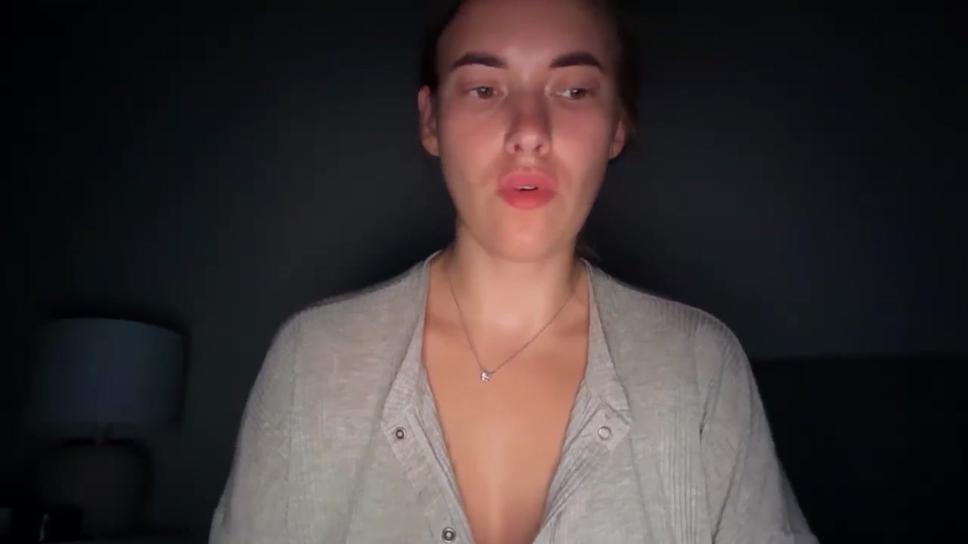 Gallery image thumbnail from SkySunFlower's myfreecams stream on, 07/26/2025, 24:01 image 5 of 20