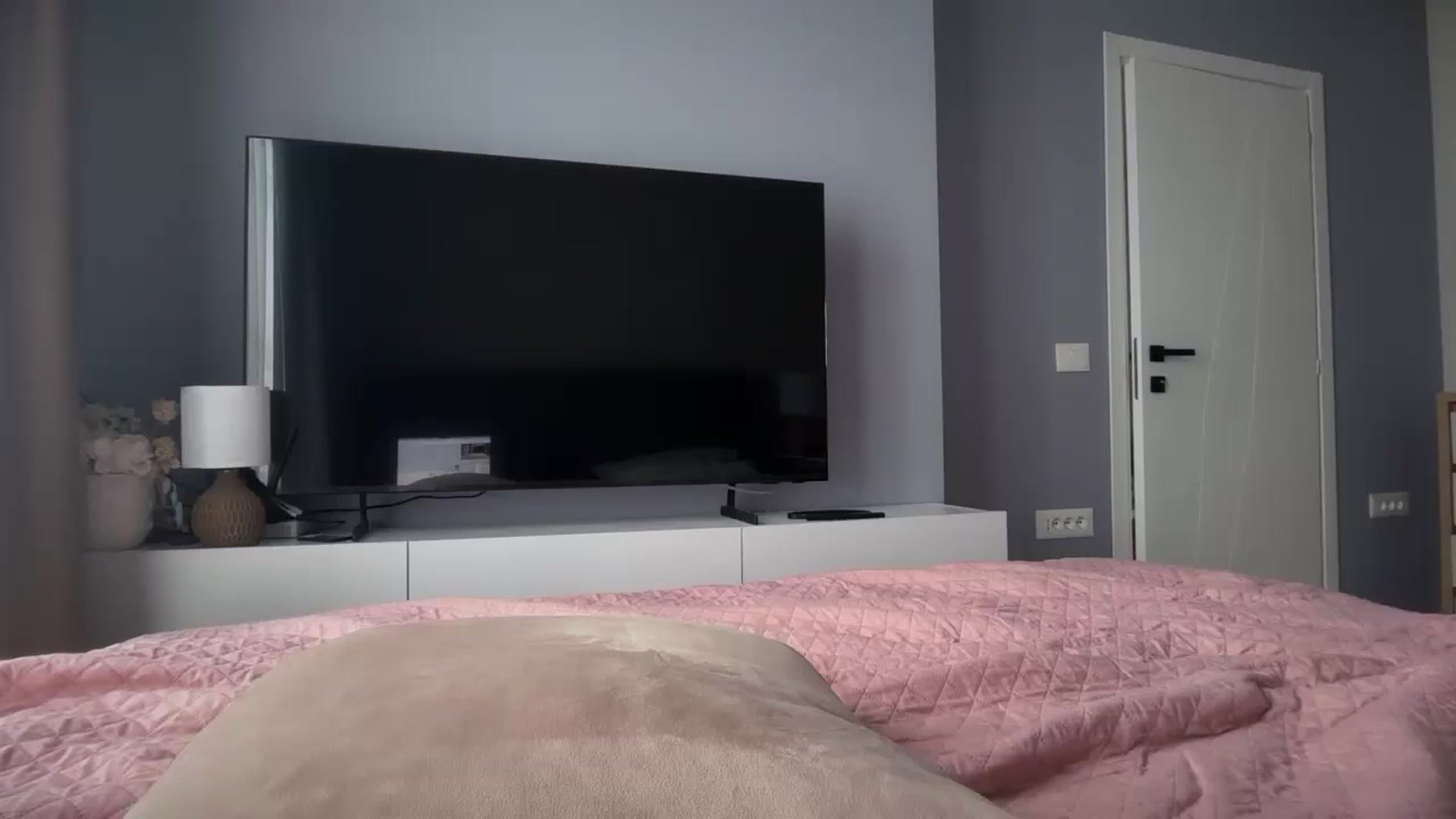 Gallery image thumbnail from SkySunFlower's myfreecams stream on, 07/26/2025, 15:10 image 3 of 20