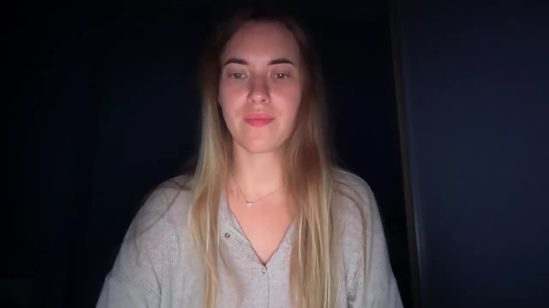 Gallery image thumbnail from SkySunFlower's myfreecams stream on, 07/27/2025, 03:13 image 12 of 20