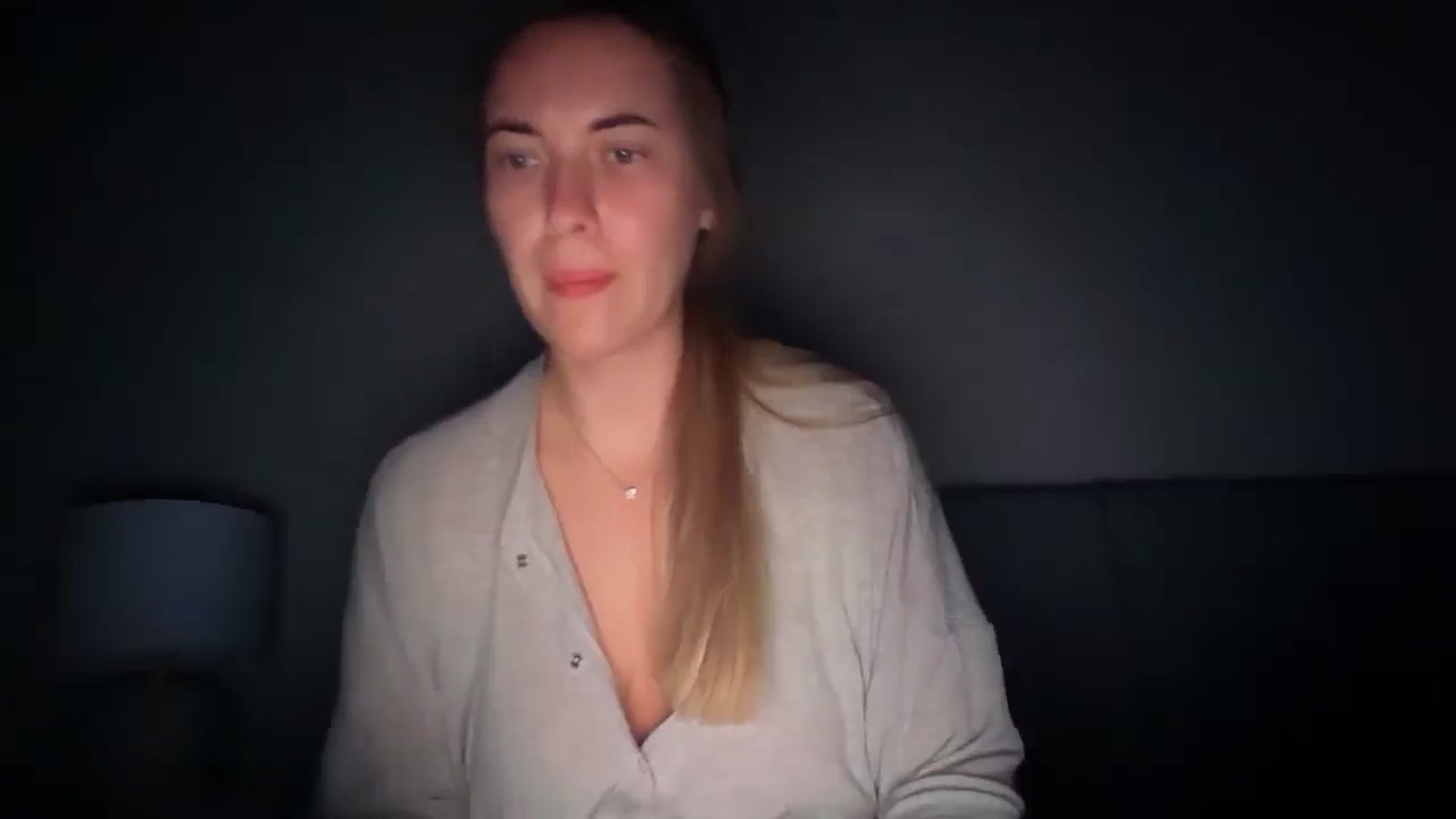 Gallery image thumbnail from SkySunFlower's myfreecams stream on, 07/27/2025, 03:13 image 4 of 20
