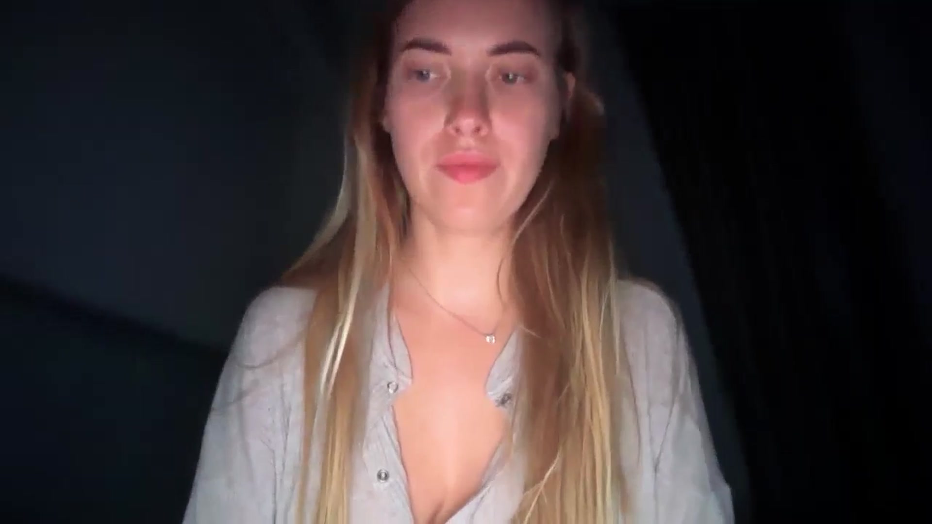 Gallery image thumbnail from SkySunFlower's myfreecams stream on, 07/27/2025, 03:32 image 2 of 20