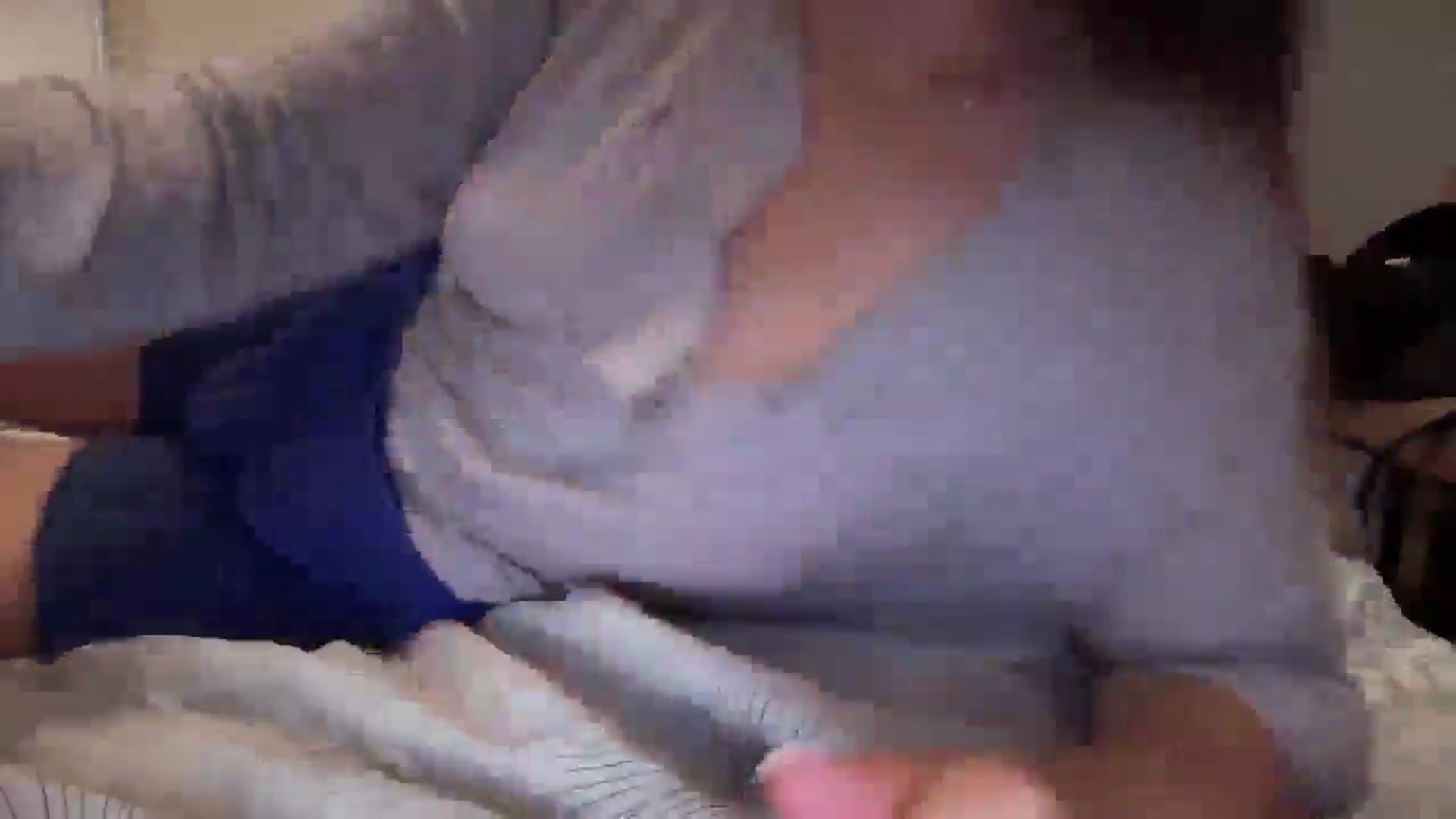 Gallery image thumbnail from SkySunFlower's myfreecams stream on, 07/29/2025, 24:15 image 7 of 20