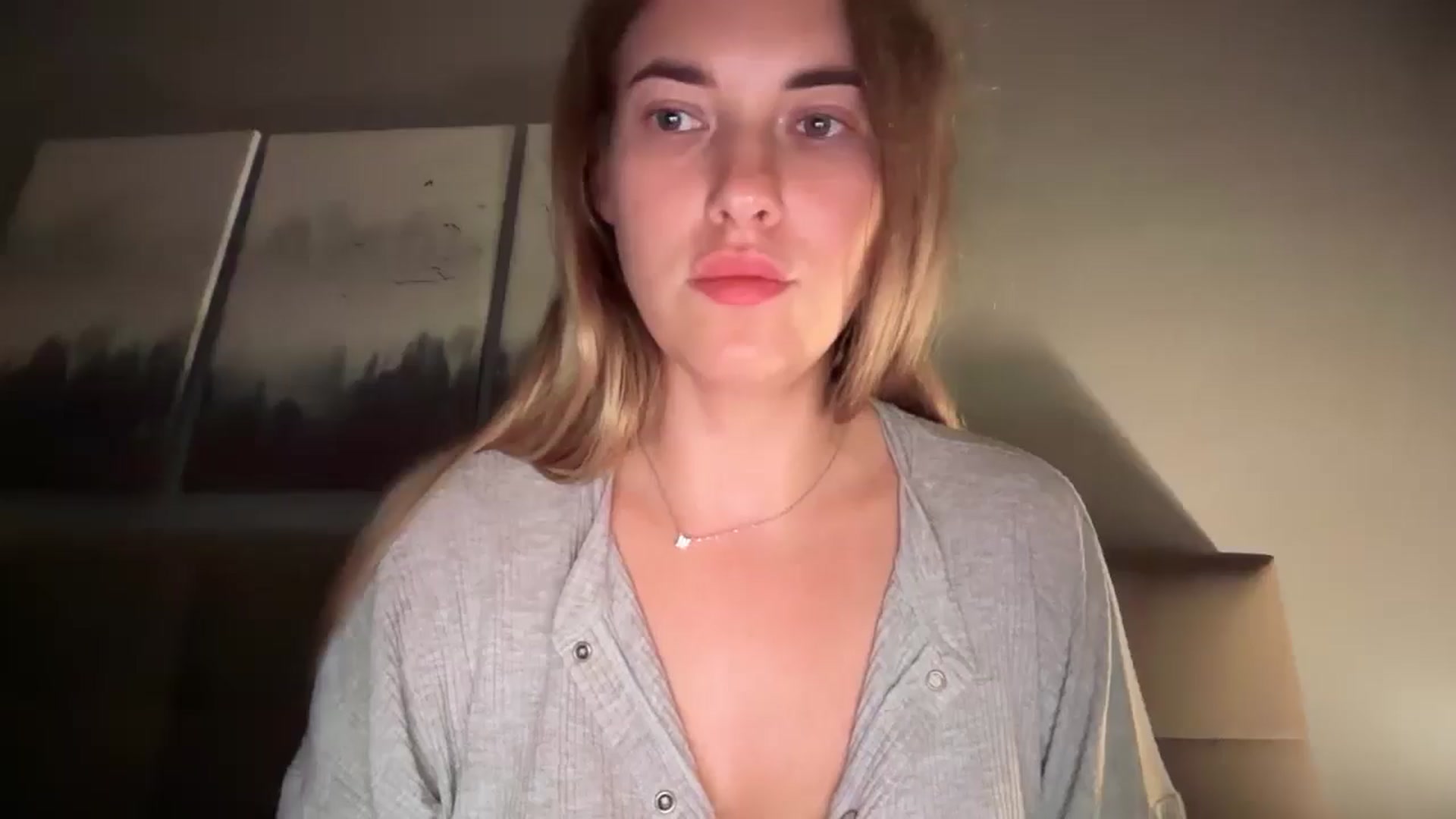 Gallery image thumbnail from SkySunFlower's myfreecams stream on, 07/29/2025, 04:10 image 1 of 20