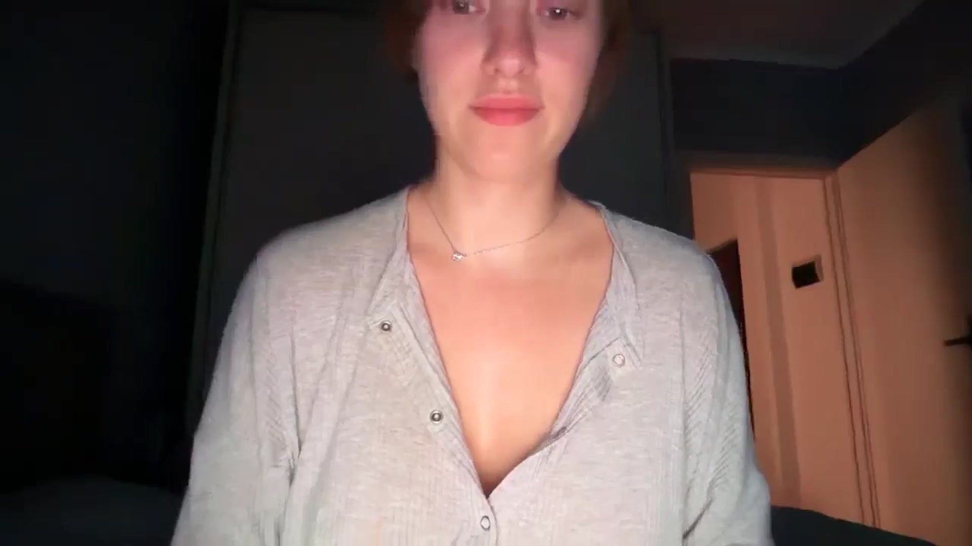 Gallery image thumbnail from SkySunFlower's myfreecams stream on, 07/29/2025, 04:10 image 19 of 20