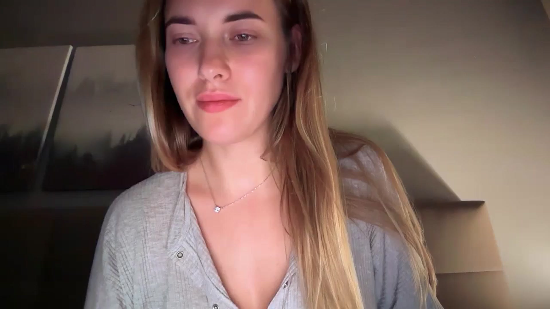 Gallery image thumbnail from SkySunFlower's myfreecams stream on, 07/29/2025, 04:10 image 7 of 20