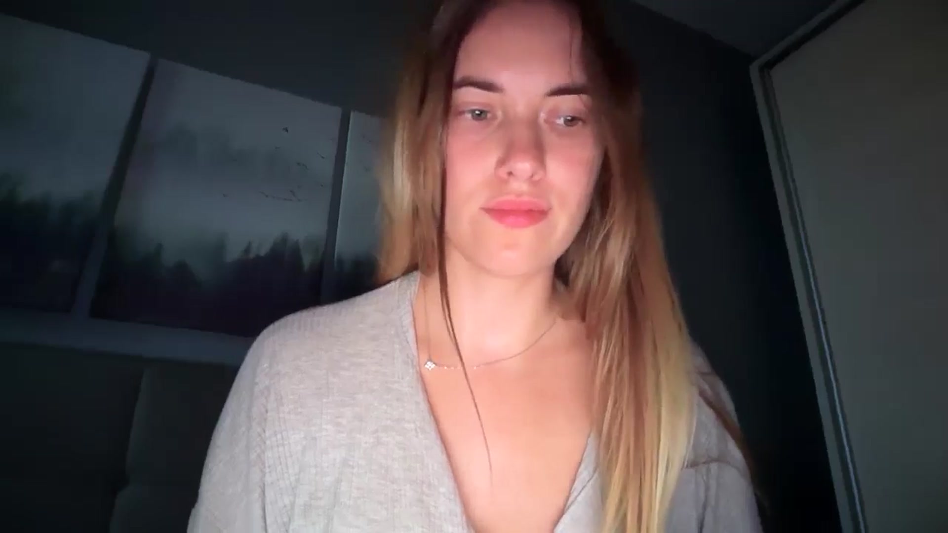 Gallery image thumbnail from SkySunFlower's myfreecams stream on, 07/29/2025, 05:28 image 5 of 20