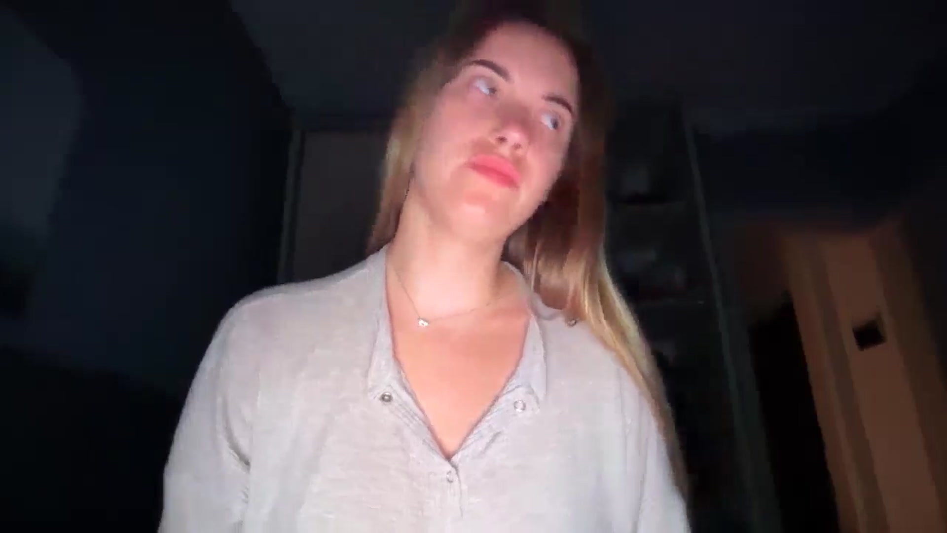 Gallery image thumbnail from SkySunFlower's myfreecams stream on, 07/30/2025, 03:35 image 5 of 20