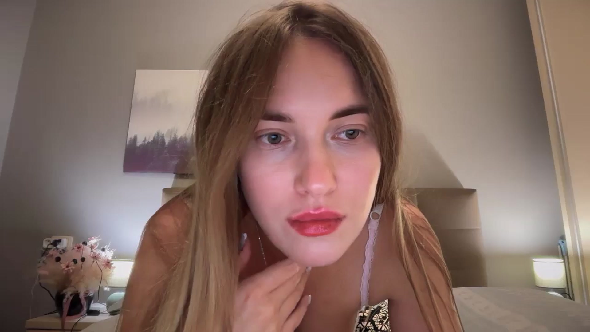 Gallery image thumbnail from SkySunFlower's myfreecams stream on, 07/30/2025, 22:31 image 3 of 20