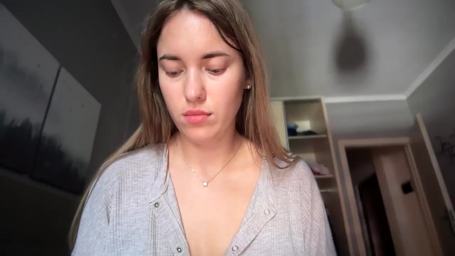 Gallery image thumbnail from SkySunFlower's myfreecams stream on, 07/31/2025, 14:21 image 9 of 20