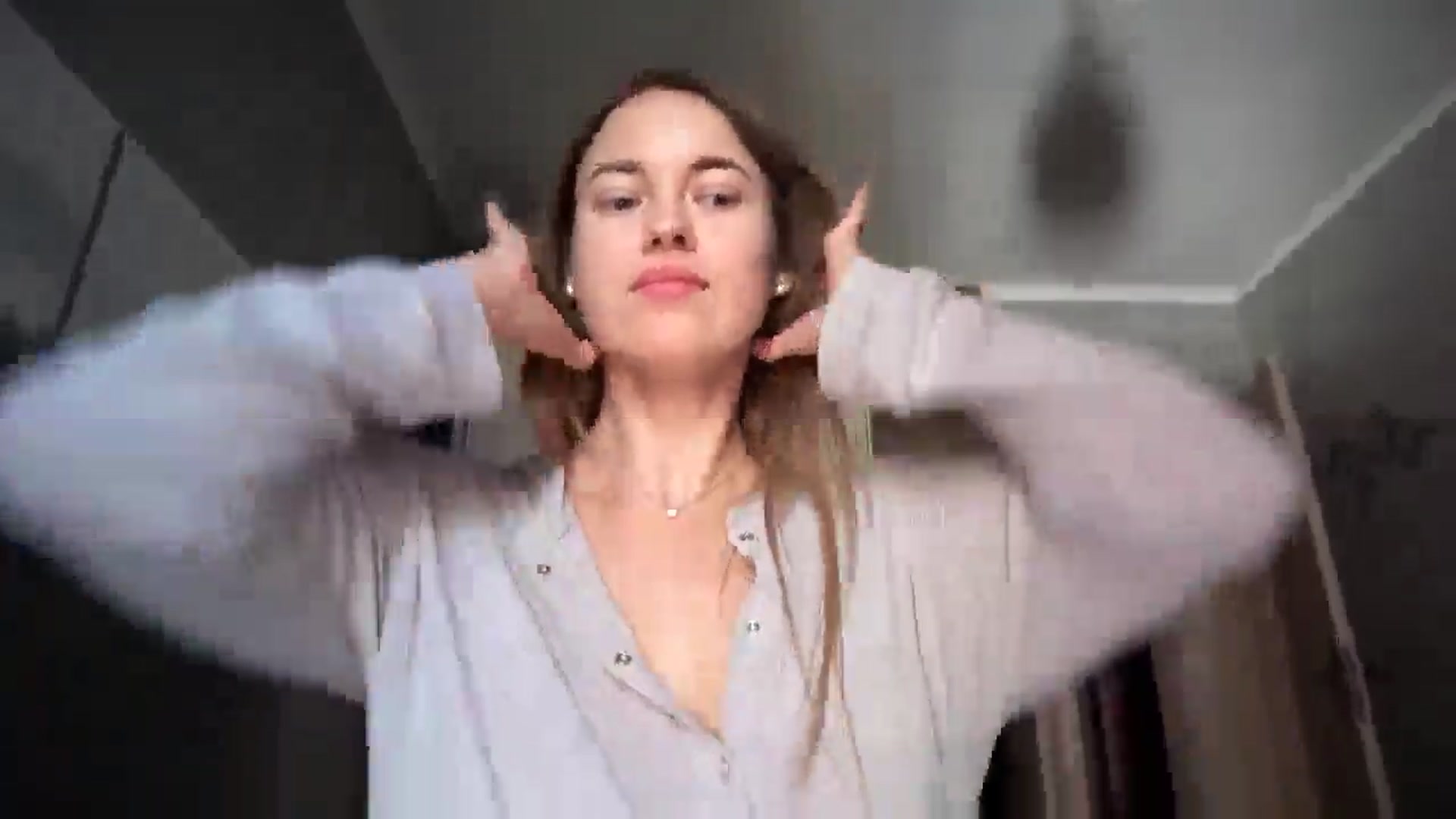 Gallery image thumbnail from SkySunFlower's myfreecams stream on, 07/31/2025, 14:21 image 6 of 20