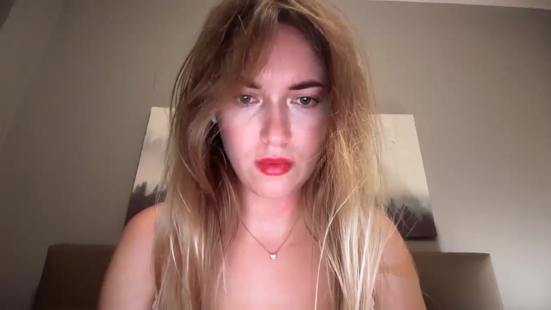 Gallery image thumbnail from SkySunFlower's myfreecams stream on, 08/03/2025, 22:13 image 8 of 20