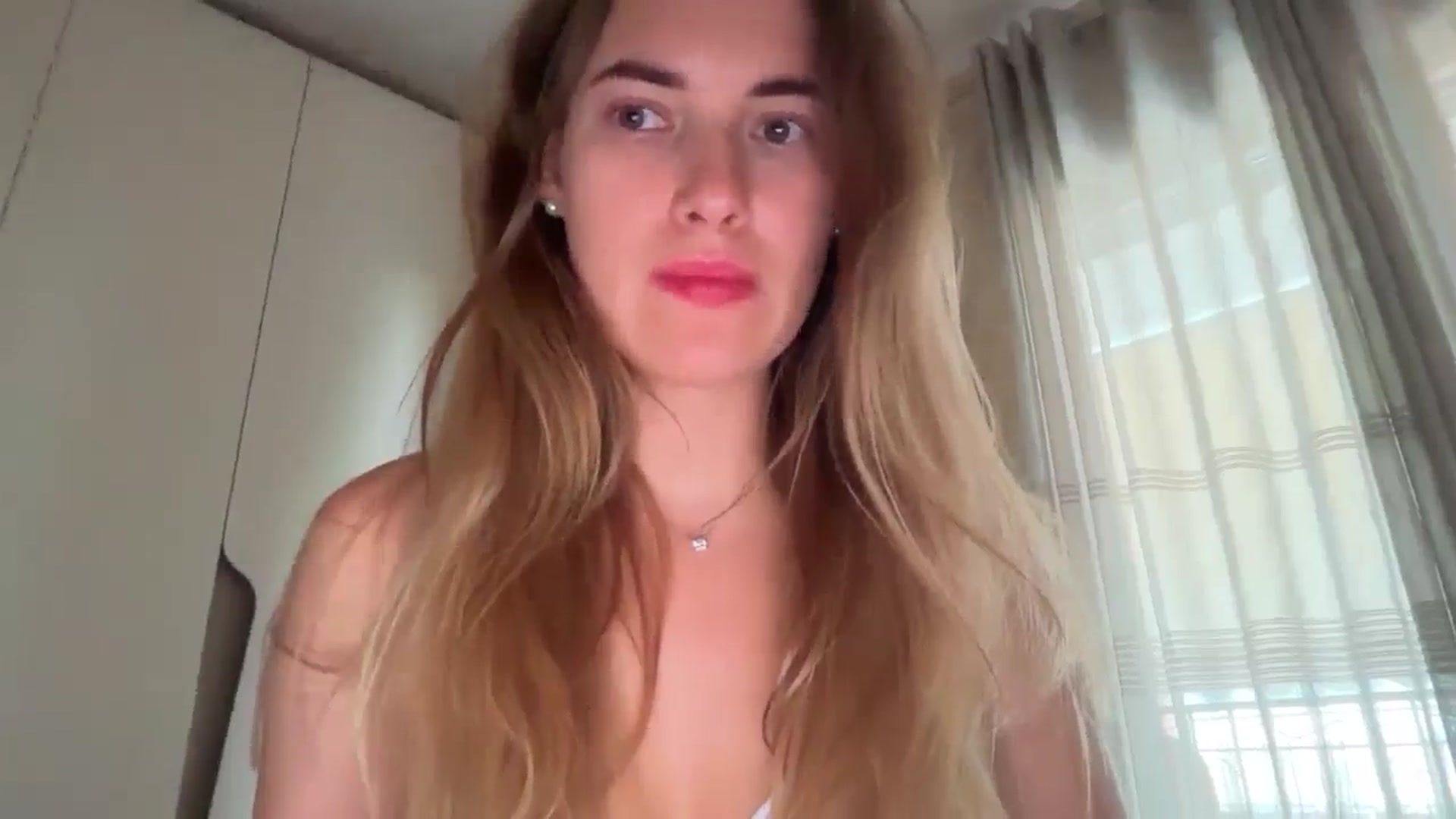 Gallery image thumbnail from SkySunFlower's myfreecams stream on, 08/05/2025, 04:28 image 15 of 20