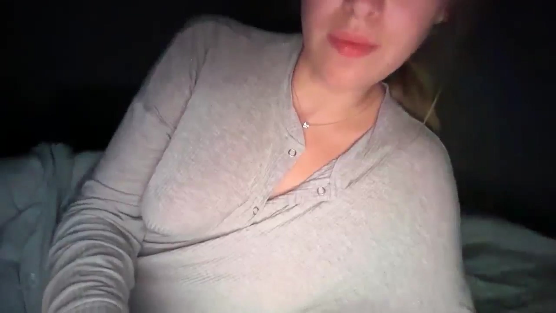 Gallery image thumbnail from SkySunFlower's myfreecams stream on, 08/09/2025, 03:20 image 6 of 20