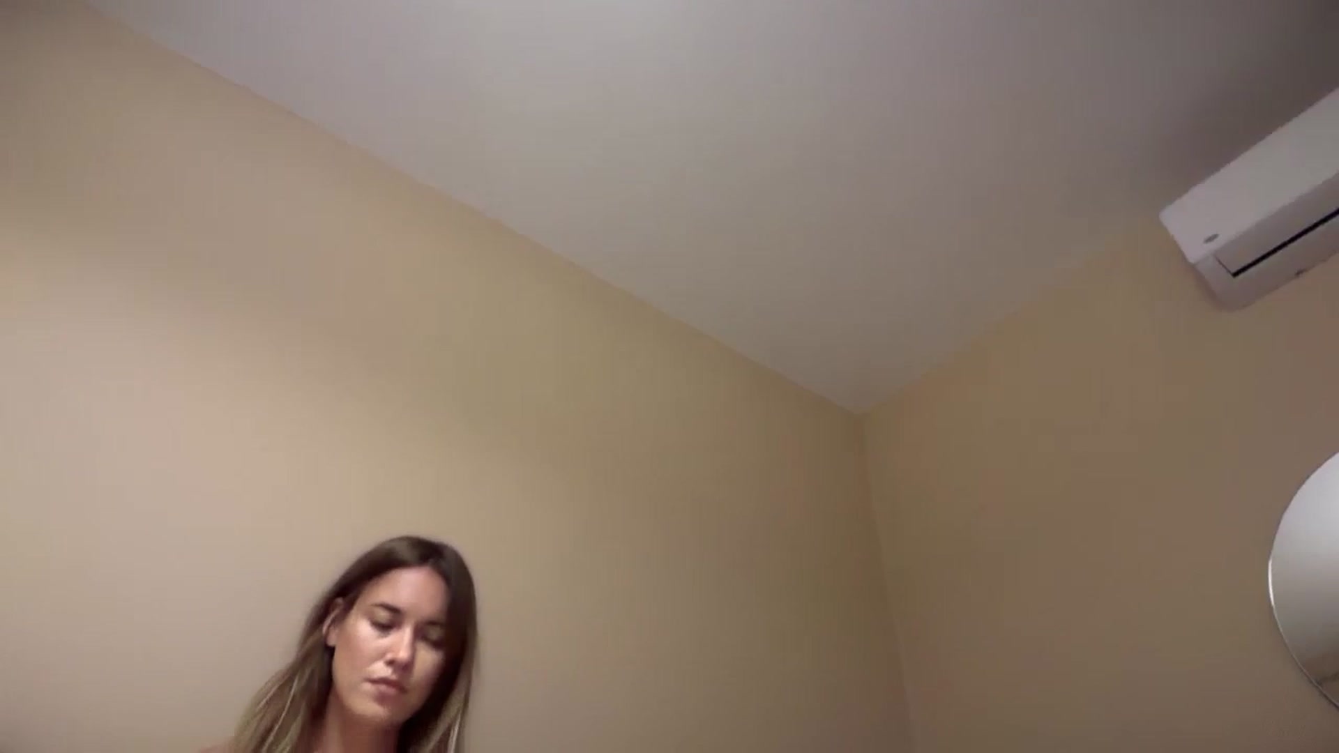 Gallery image thumbnail from SkySunFlower's myfreecams stream on, 08/12/2025, 23:13 image 2 of 20