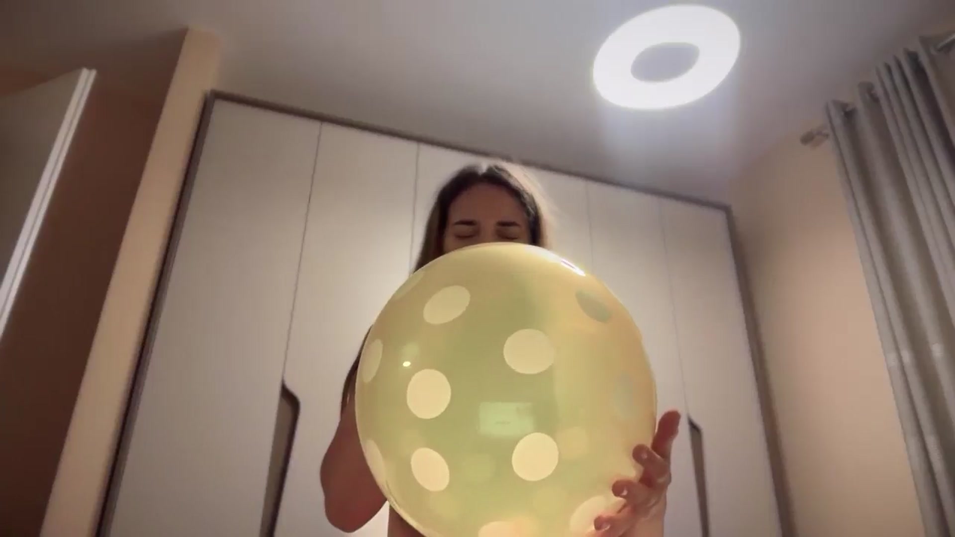 Gallery image thumbnail from SkySunFlower's myfreecams stream on, 08/14/2025, 22:00 image 19 of 20