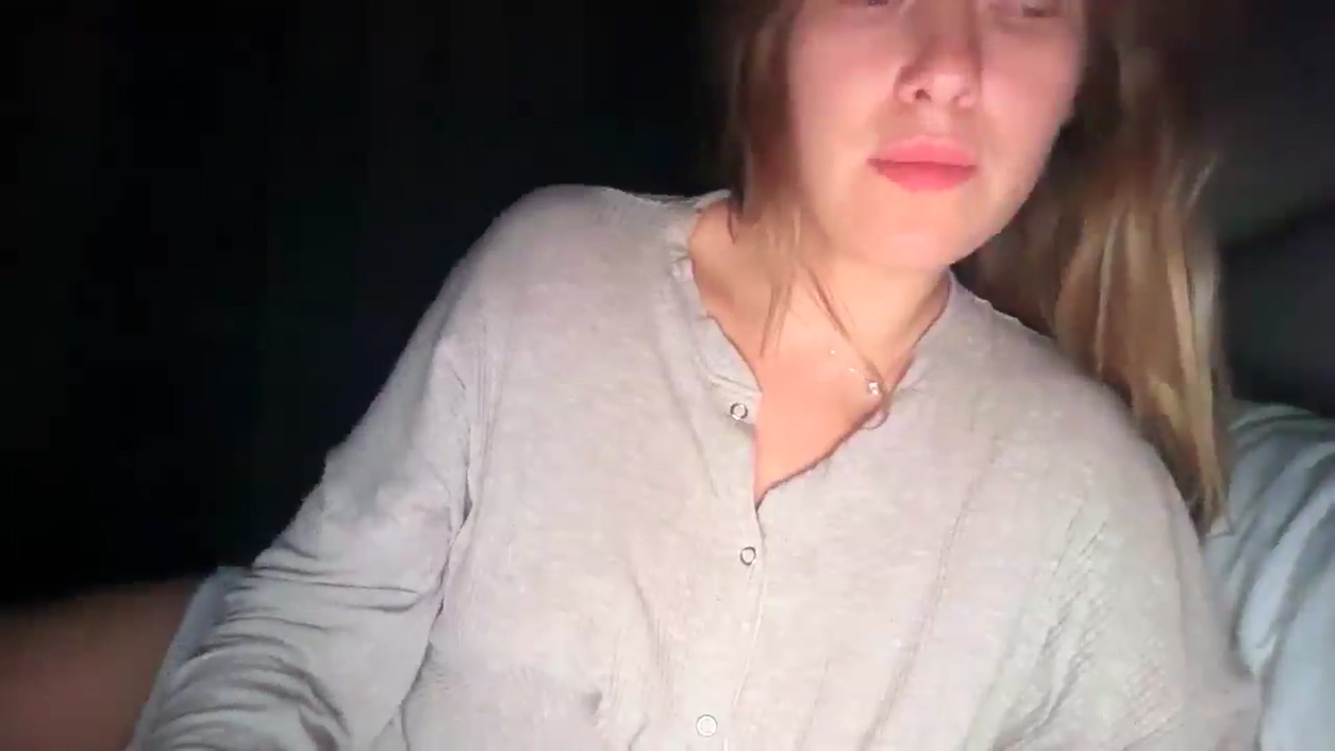 Gallery image thumbnail from SkySunFlower's myfreecams stream on, 08/15/2025, 03:58 image 15 of 20