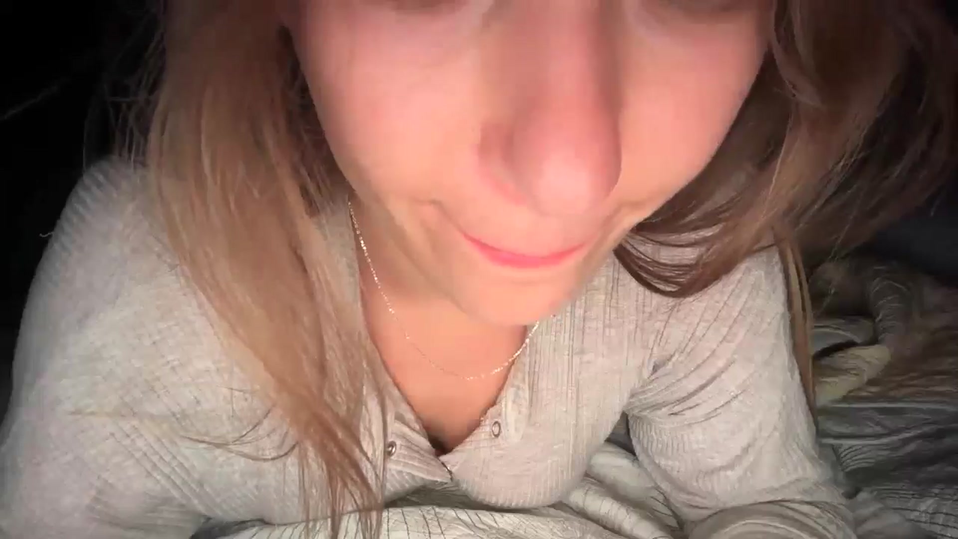 Gallery image thumbnail from SkySunFlower's myfreecams stream on, 08/15/2025, 03:58 image 4 of 20