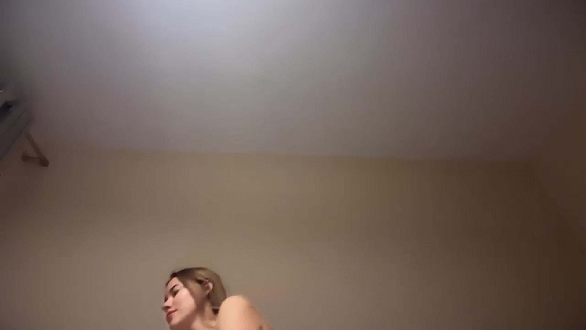 Gallery image thumbnail from SkySunFlower's myfreecams stream on, 08/17/2025, 01:43 image 19 of 20