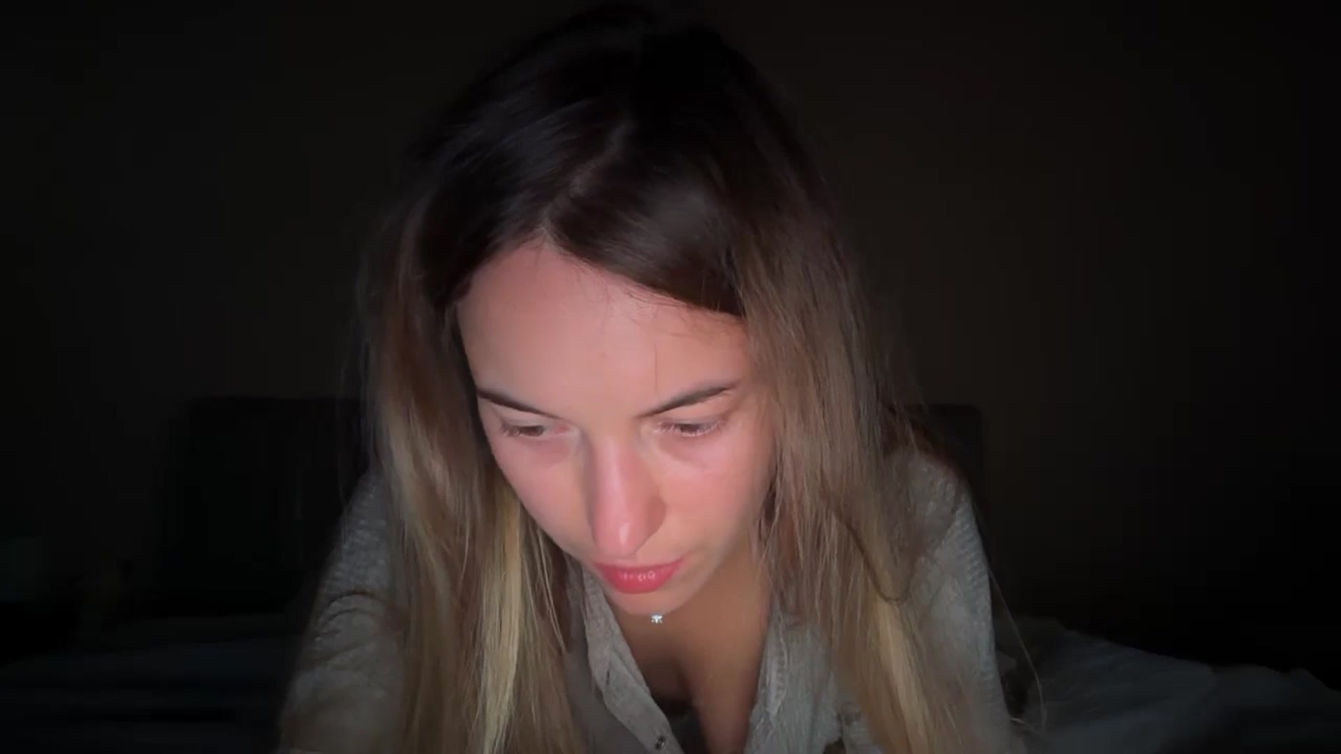 Gallery image thumbnail from SkySunFlower's myfreecams stream on, 08/21/2025, 07:56 image 18 of 20