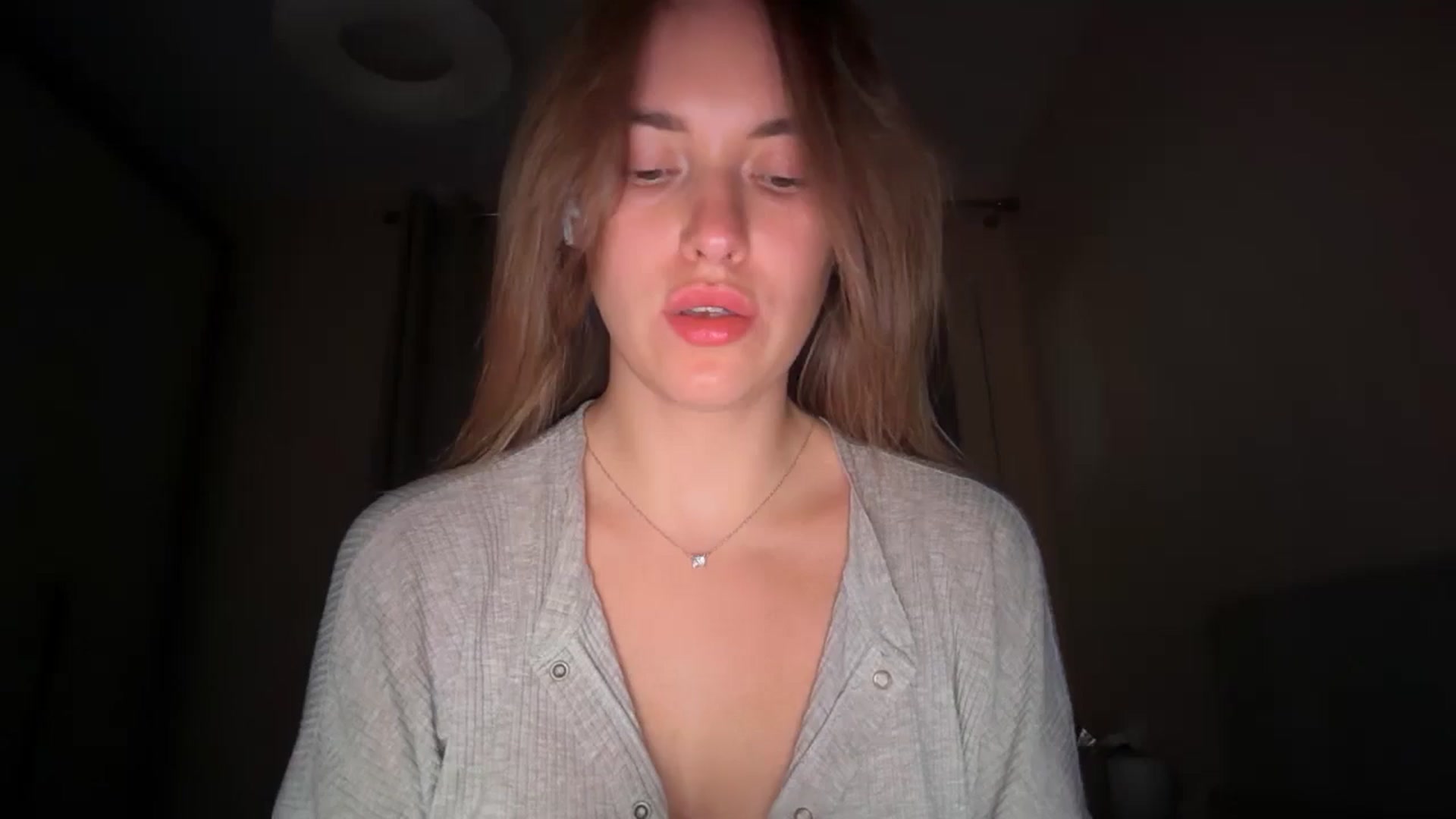 Gallery image thumbnail from SkySunFlower's myfreecams stream on, 08/21/2025, 07:56 image 4 of 20