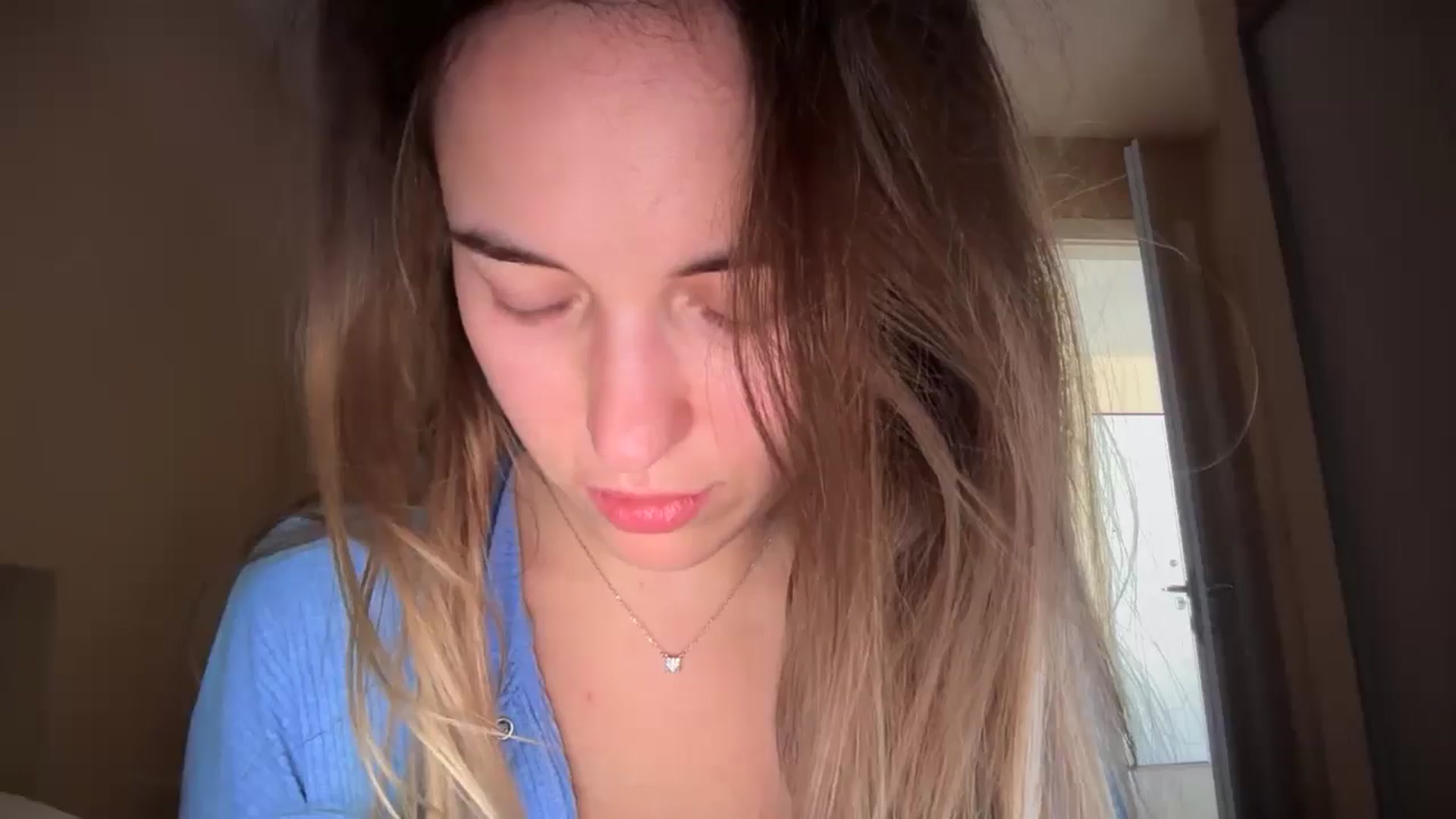 Gallery image thumbnail from SkySunFlower's myfreecams stream on, 08/27/2025, 07:59 image 13 of 20