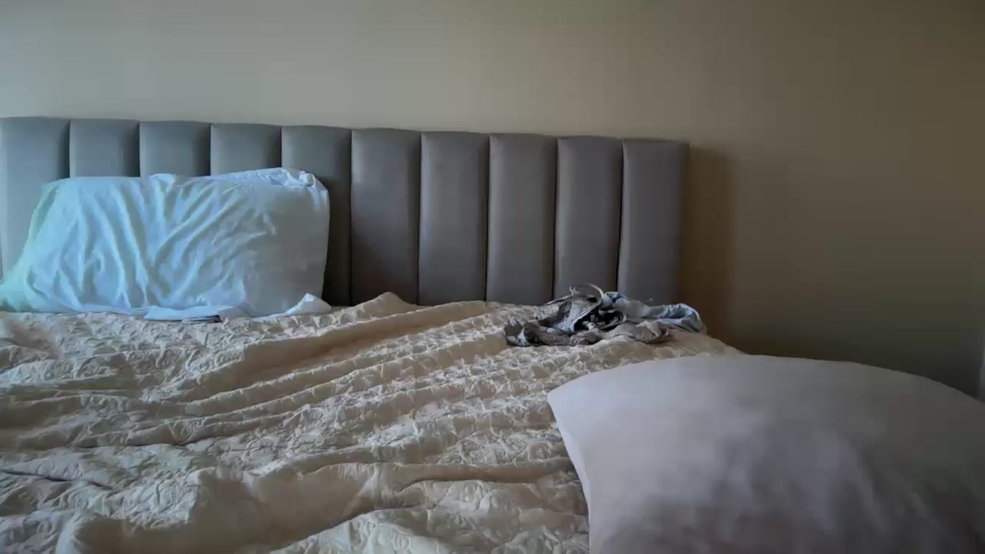 Gallery image thumbnail from SkySunFlower's myfreecams stream on, 08/28/2025, 05:39 image 20 of 20