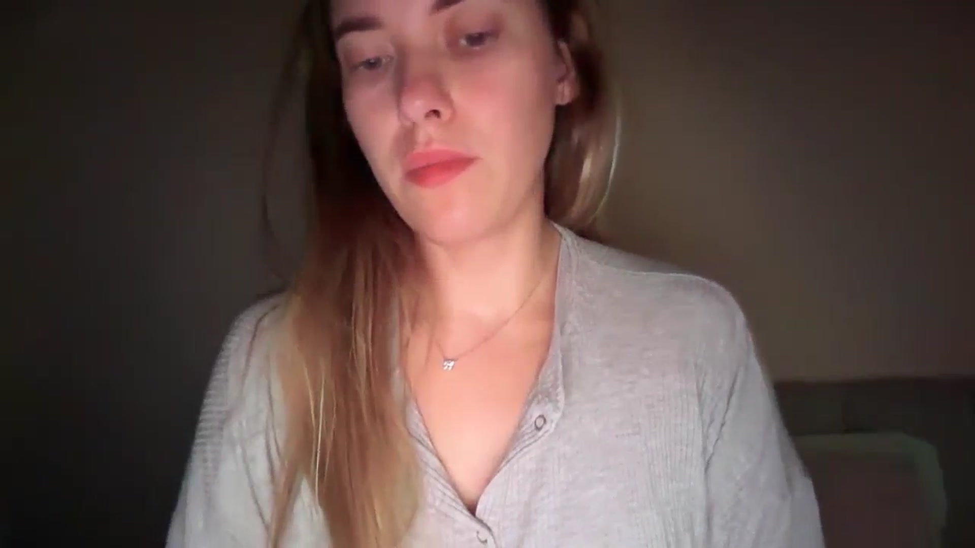 Gallery image thumbnail from SkySunFlower's myfreecams stream on, 08/30/2025, 06:07 image 8 of 20