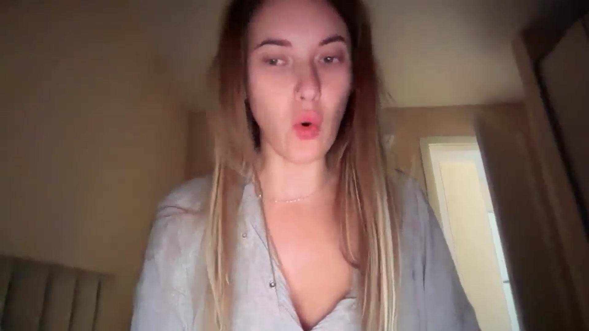 Gallery image thumbnail from SkySunFlower's myfreecams stream on, 08/30/2025, 08:21 image 20 of 20