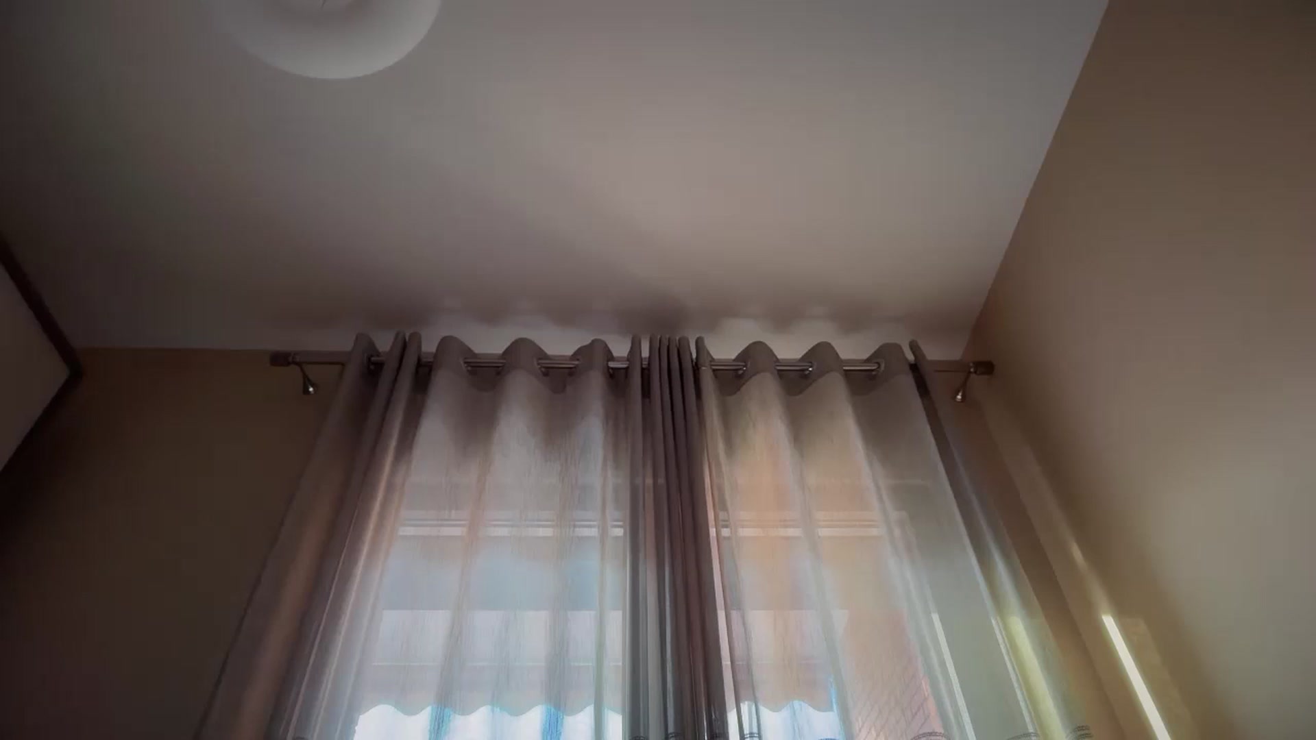 Gallery image thumbnail from SkySunFlower's myfreecams stream on, 09/07/2025, 16:17 image 14 of 20