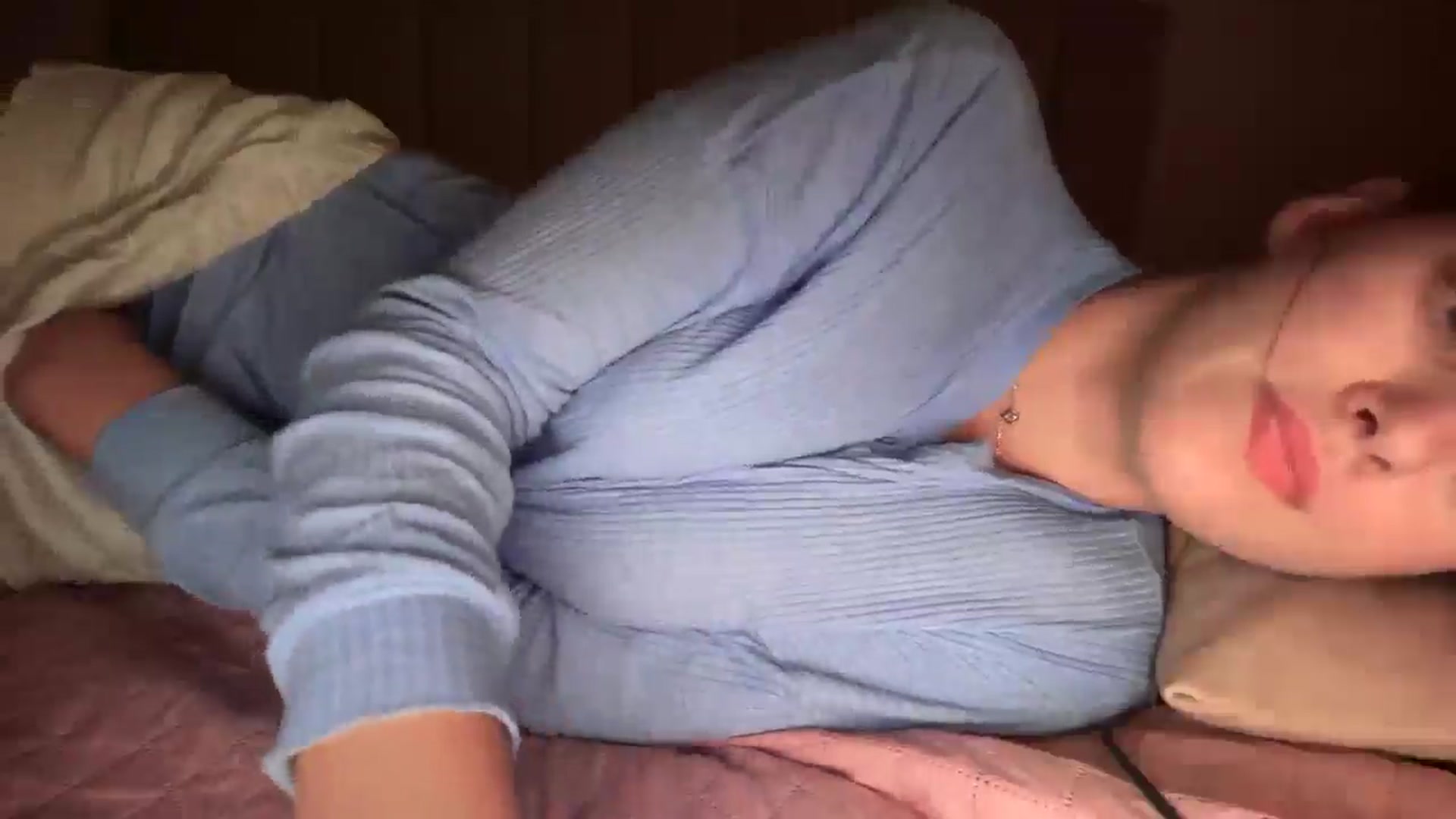 Gallery image thumbnail from SkySunFlower's myfreecams stream on, 09/08/2025, 09:25 image 9 of 20