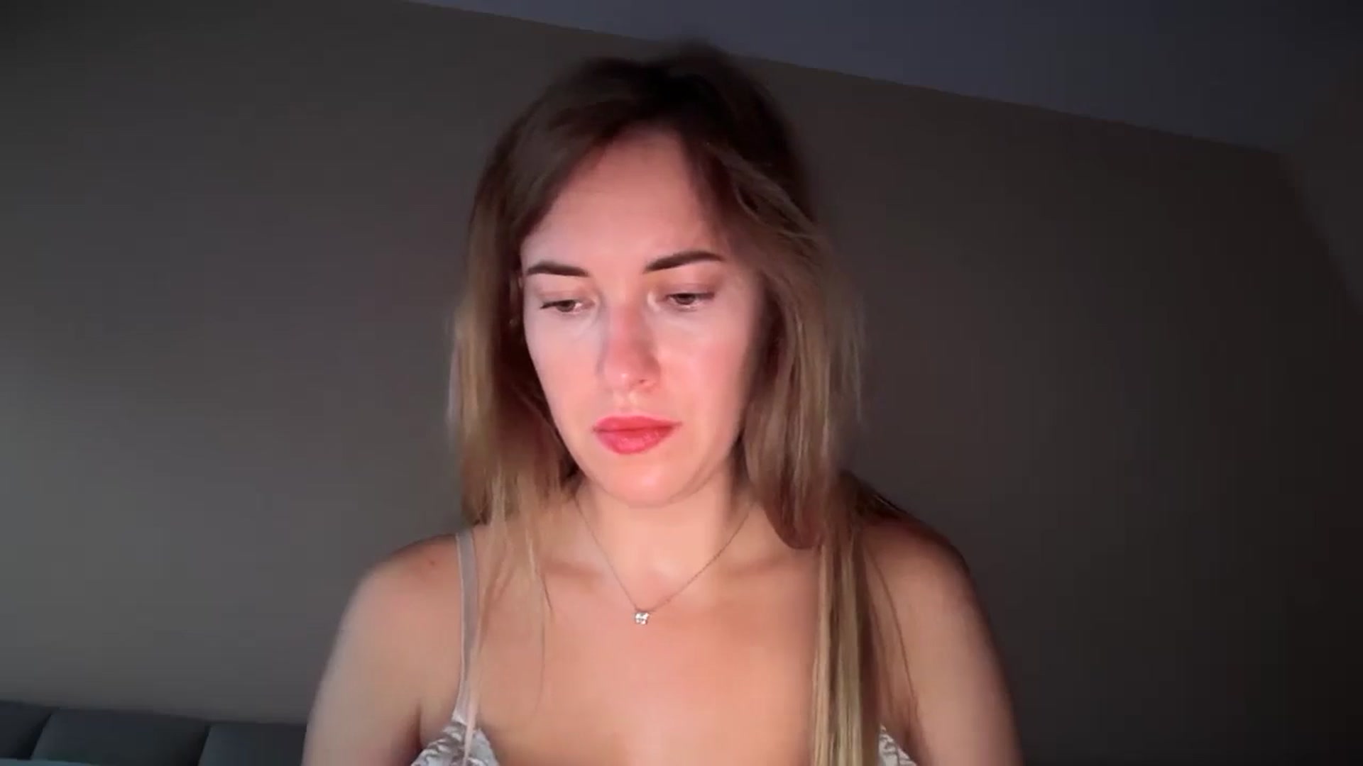 Gallery image thumbnail from SkySunFlower's myfreecams stream on, 09/08/2025, 17:19 image 3 of 20