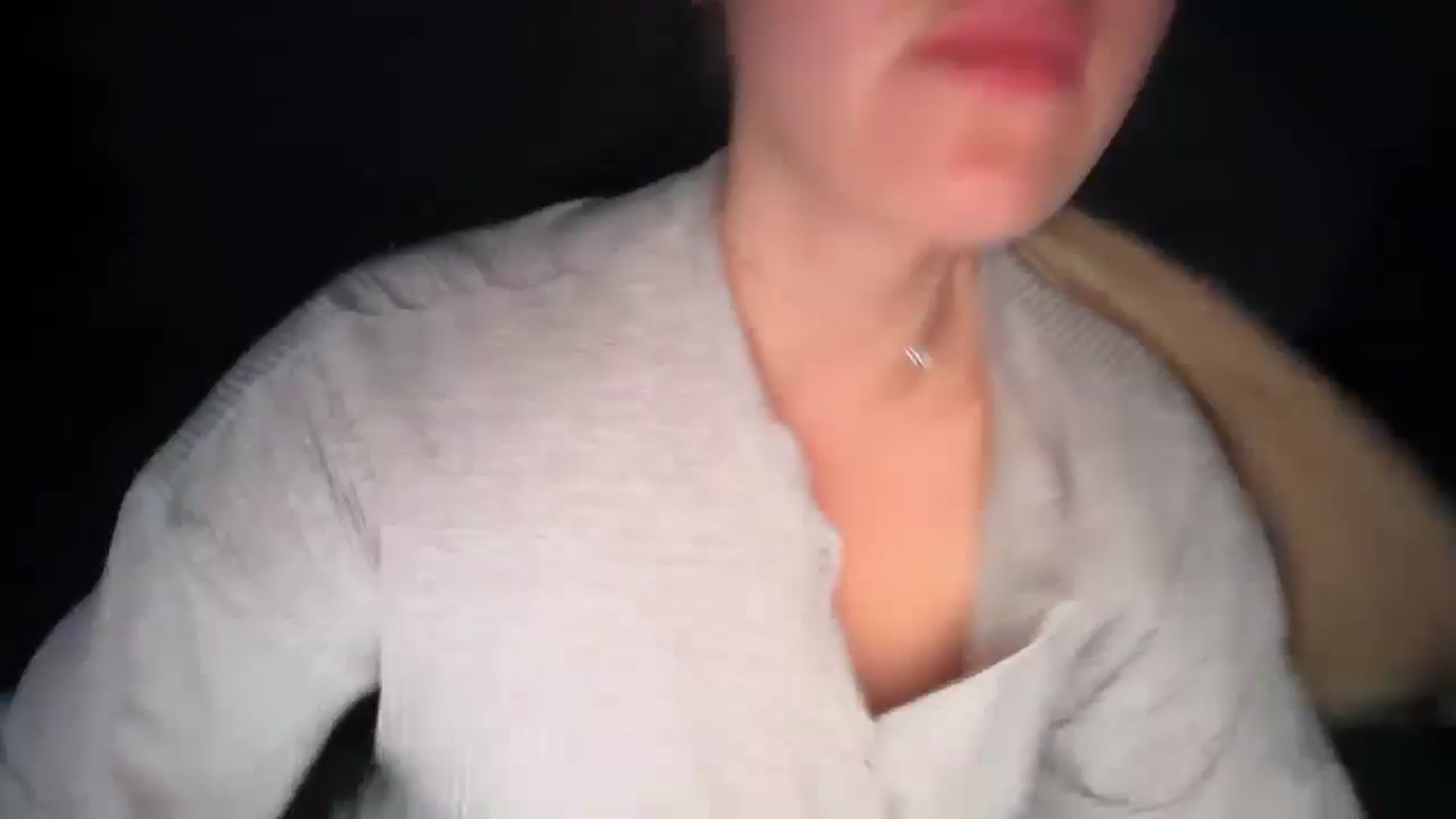 Gallery image thumbnail from SkySunFlower's myfreecams stream on, 09/15/2025, 24:35 image 5 of 20
