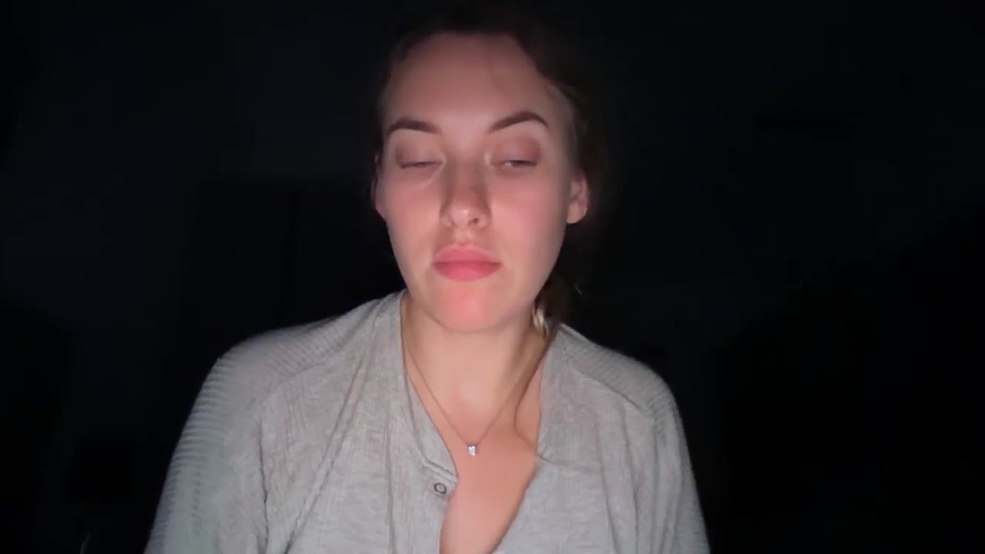 Gallery image thumbnail from SkySunFlower's myfreecams stream on, 09/16/2025, 01:32 image 17 of 20