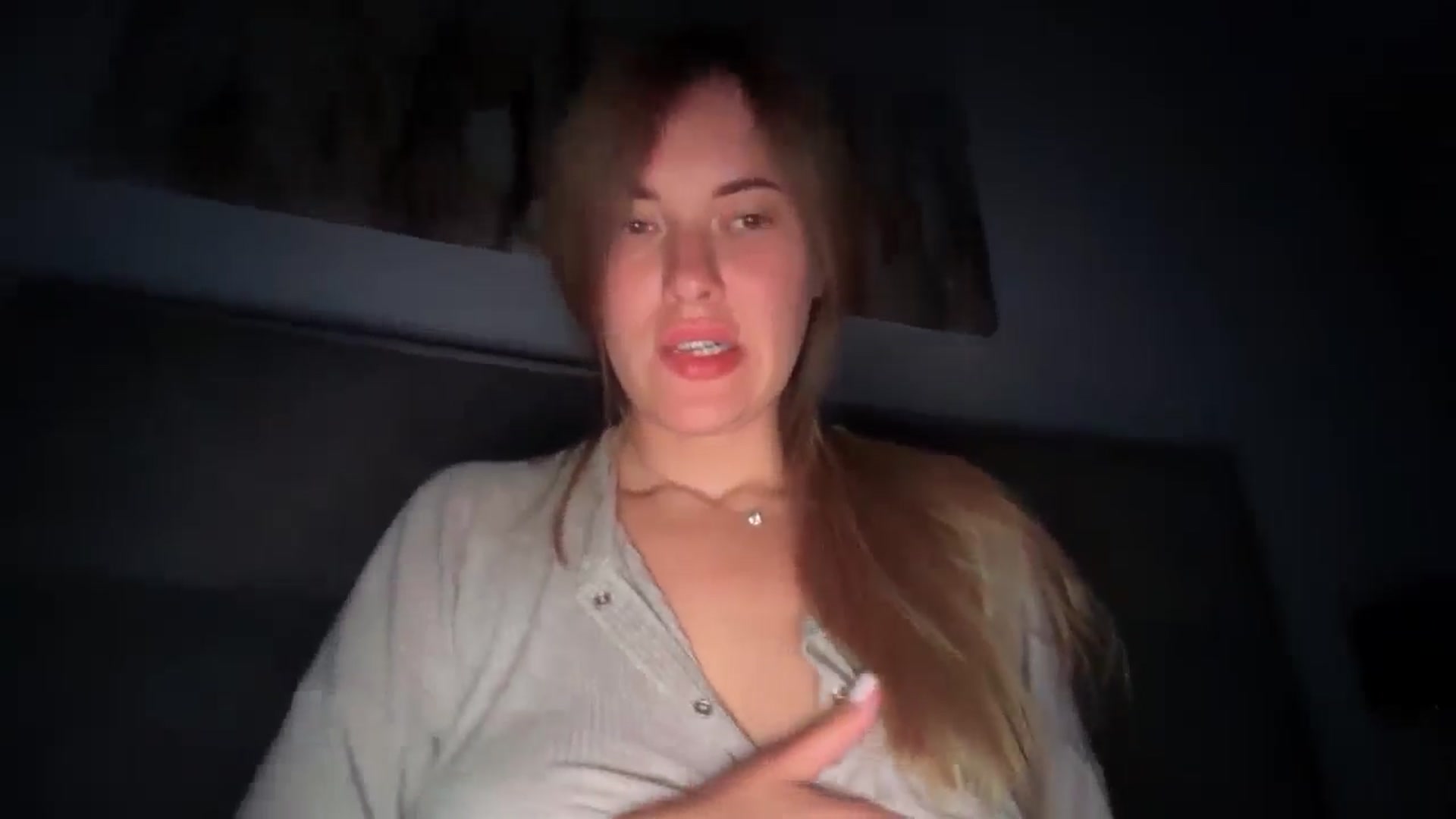 Gallery image thumbnail from SkySunFlower's myfreecams stream on, 09/17/2025, 04:59 image 5 of 20