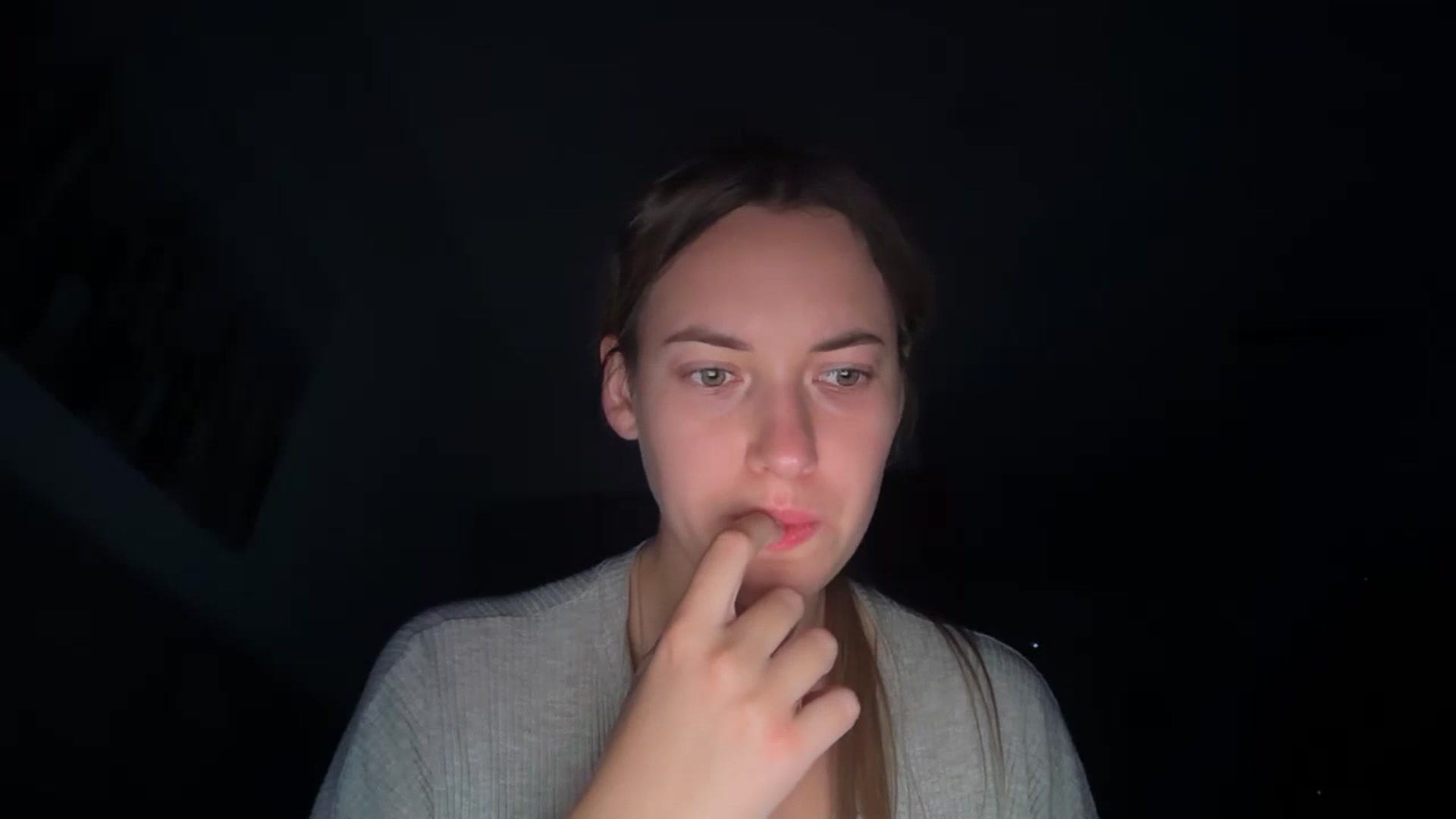 Gallery image thumbnail from SkySunFlower's myfreecams stream on, 09/20/2025, 04:04 image 12 of 20