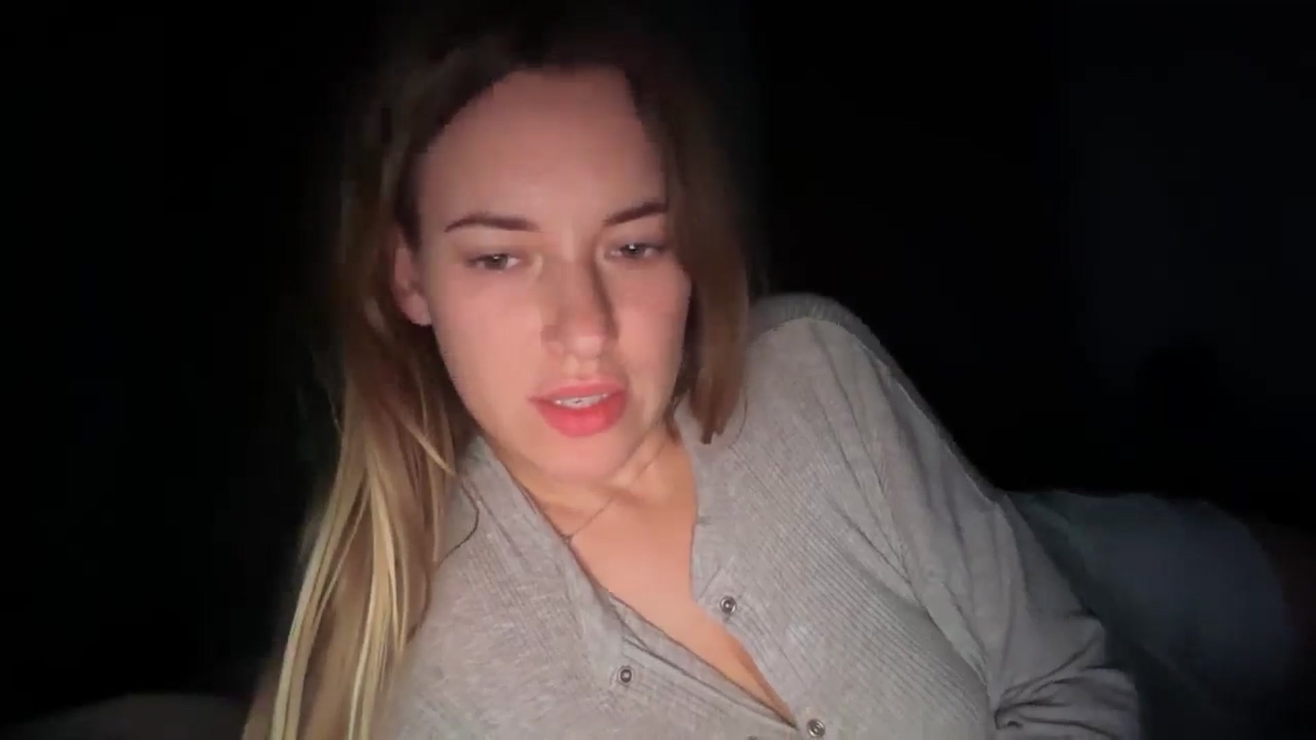 Gallery image thumbnail from SkySunFlower's myfreecams stream on, 09/20/2025, 07:54 image 7 of 20